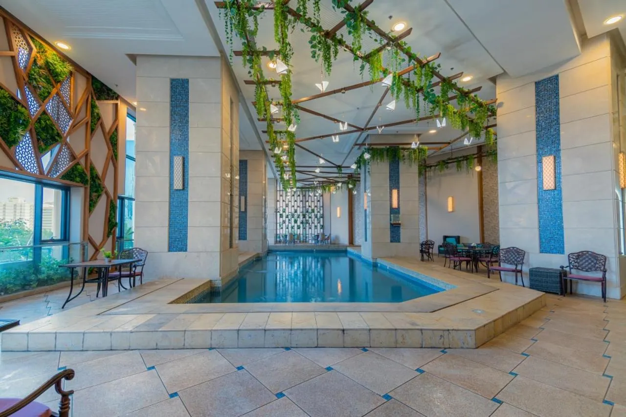 Pool view in Violet Al Azizia Hotel MASJID Al Qatari