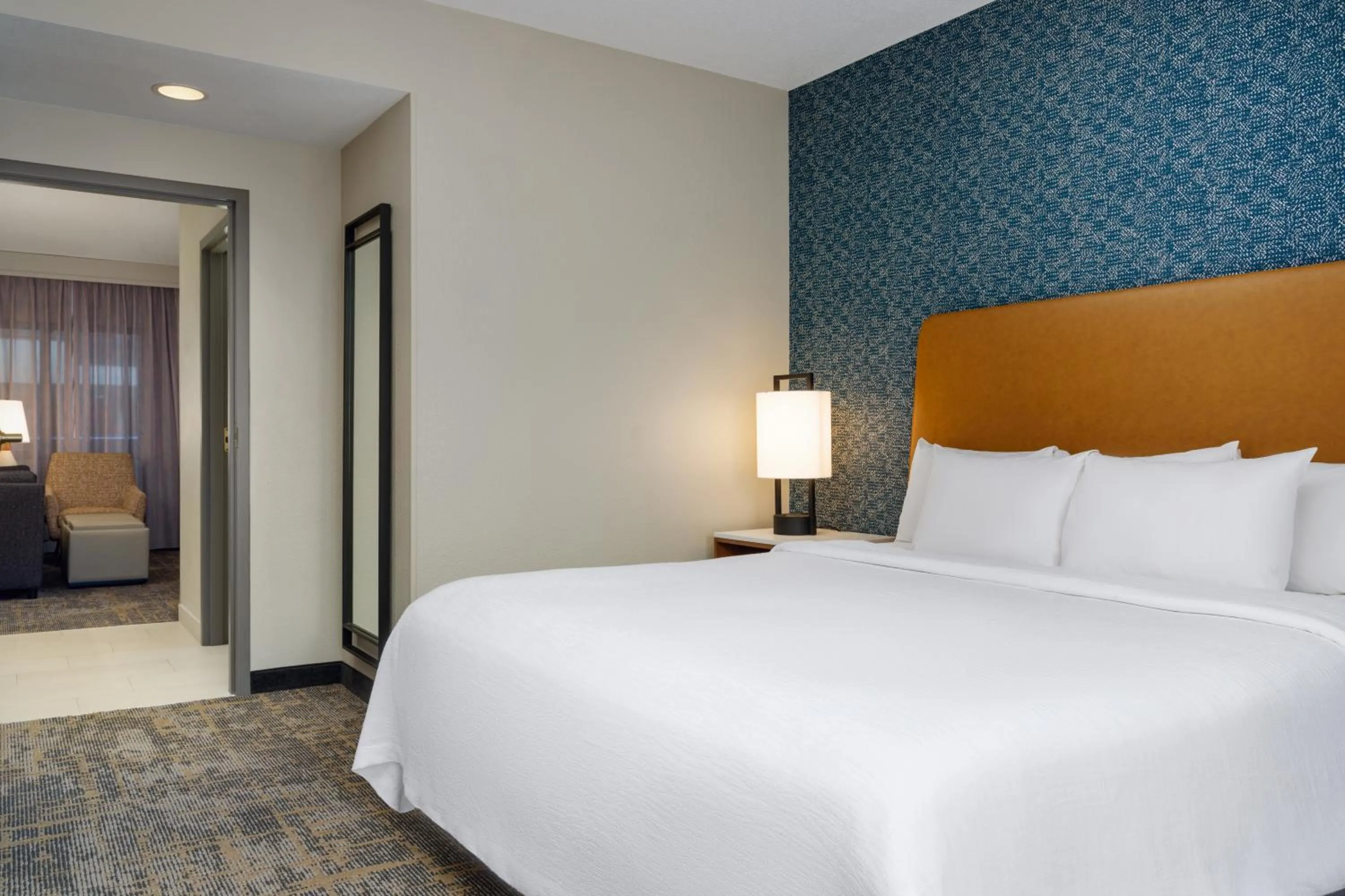 Bed in Embassy Suites Lincoln