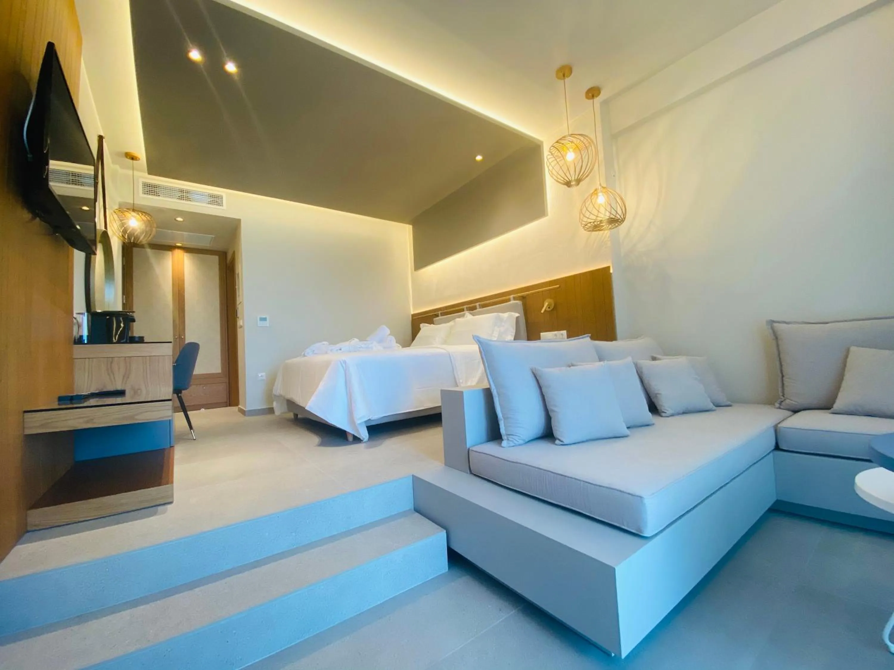 Bed in Colonides Beach Hotel