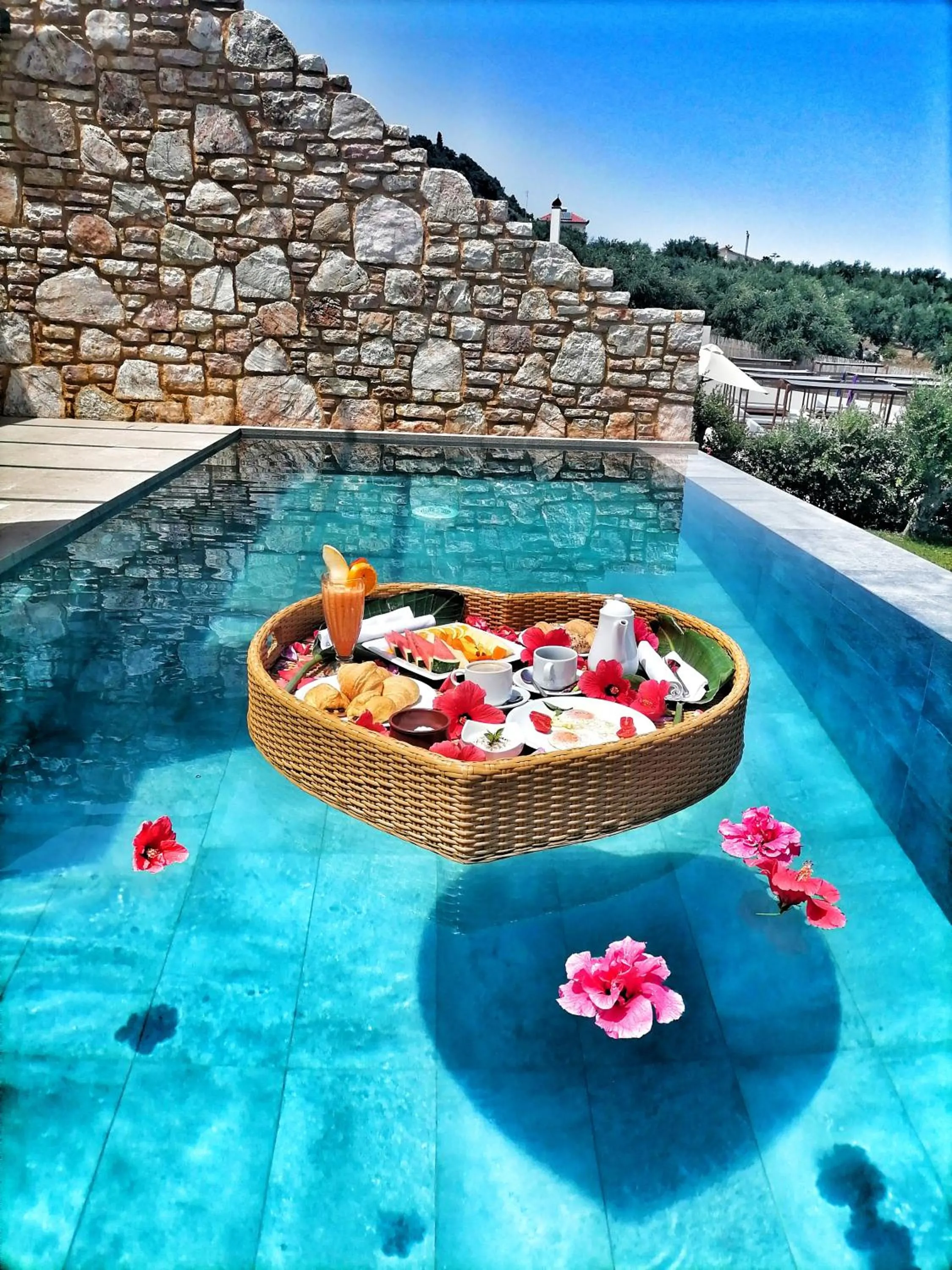 Colonides Beach Hotel