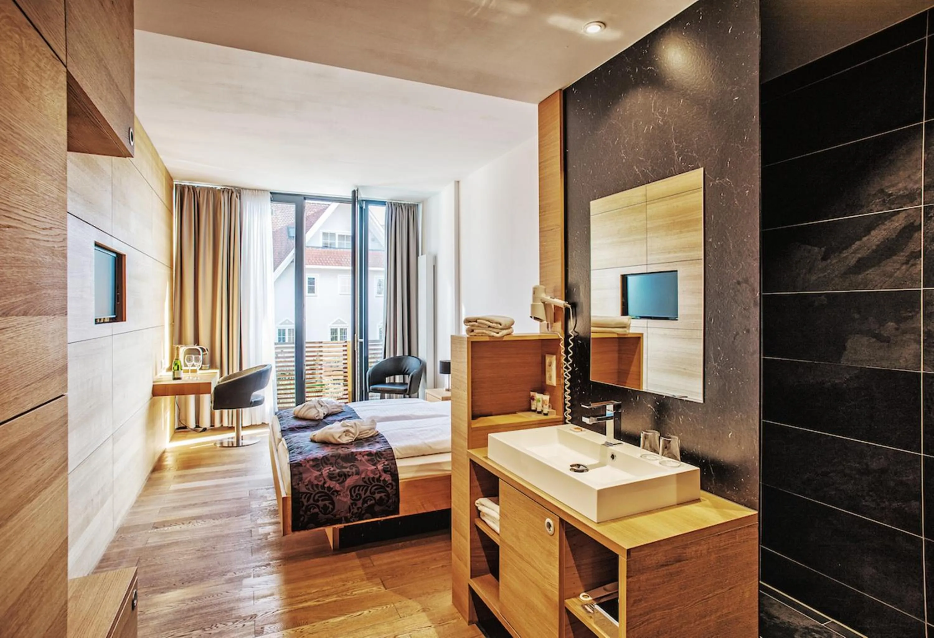 Photo of the whole room in Seehotel Litz