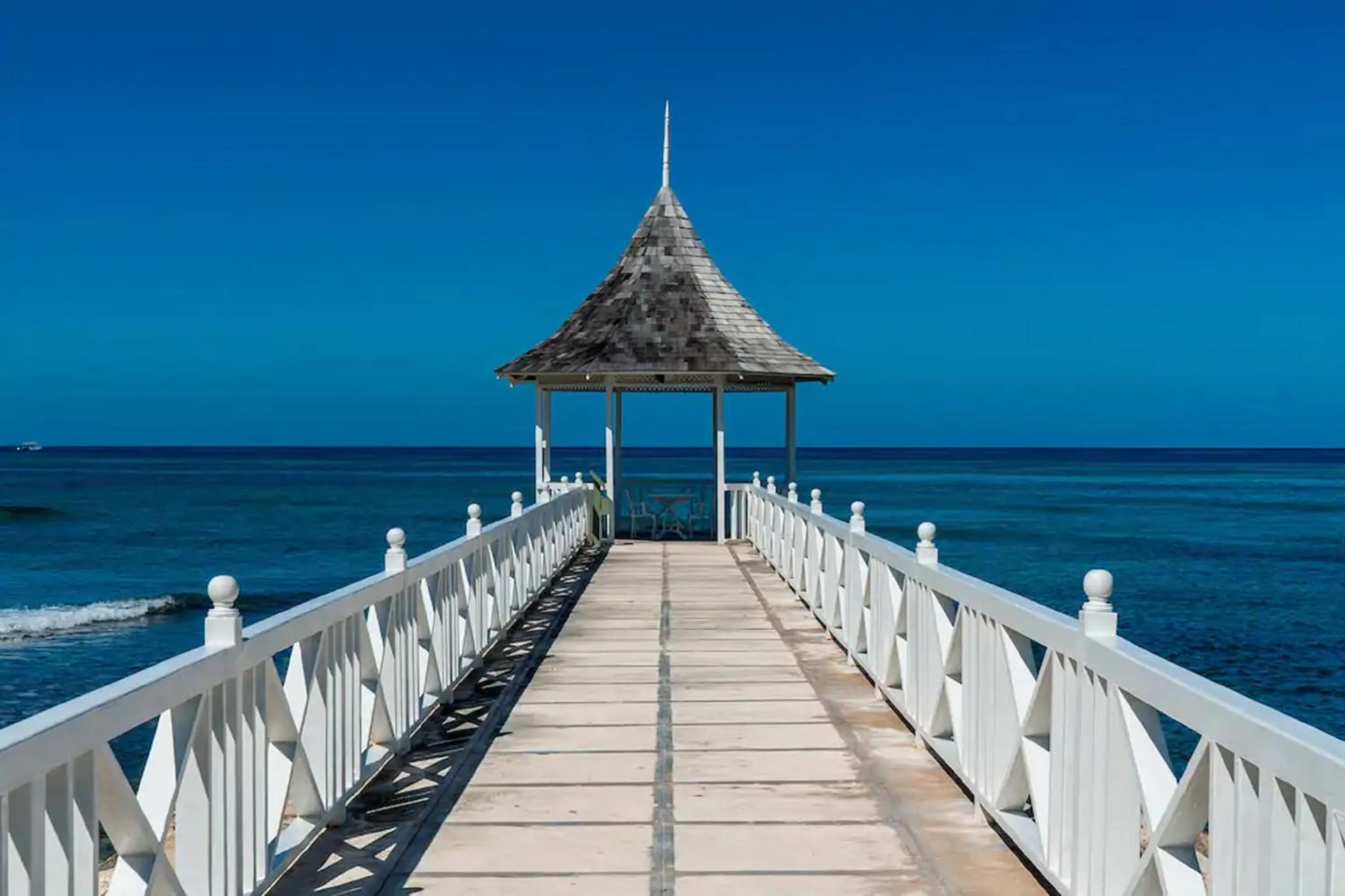 Nearby landmark in Magnificent 5-Bedroom Estate Villa, Sleeps 12