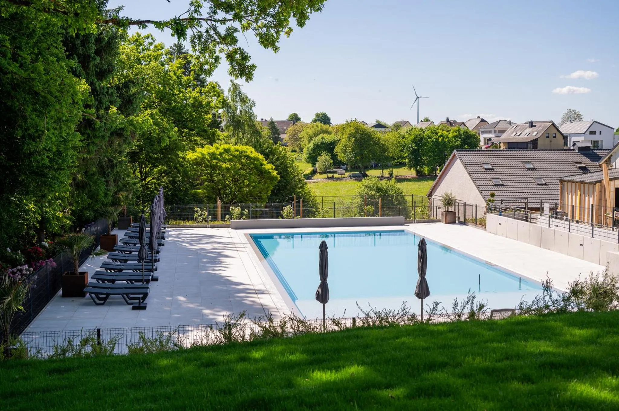 Pool view in Holiday Park La Sapinière