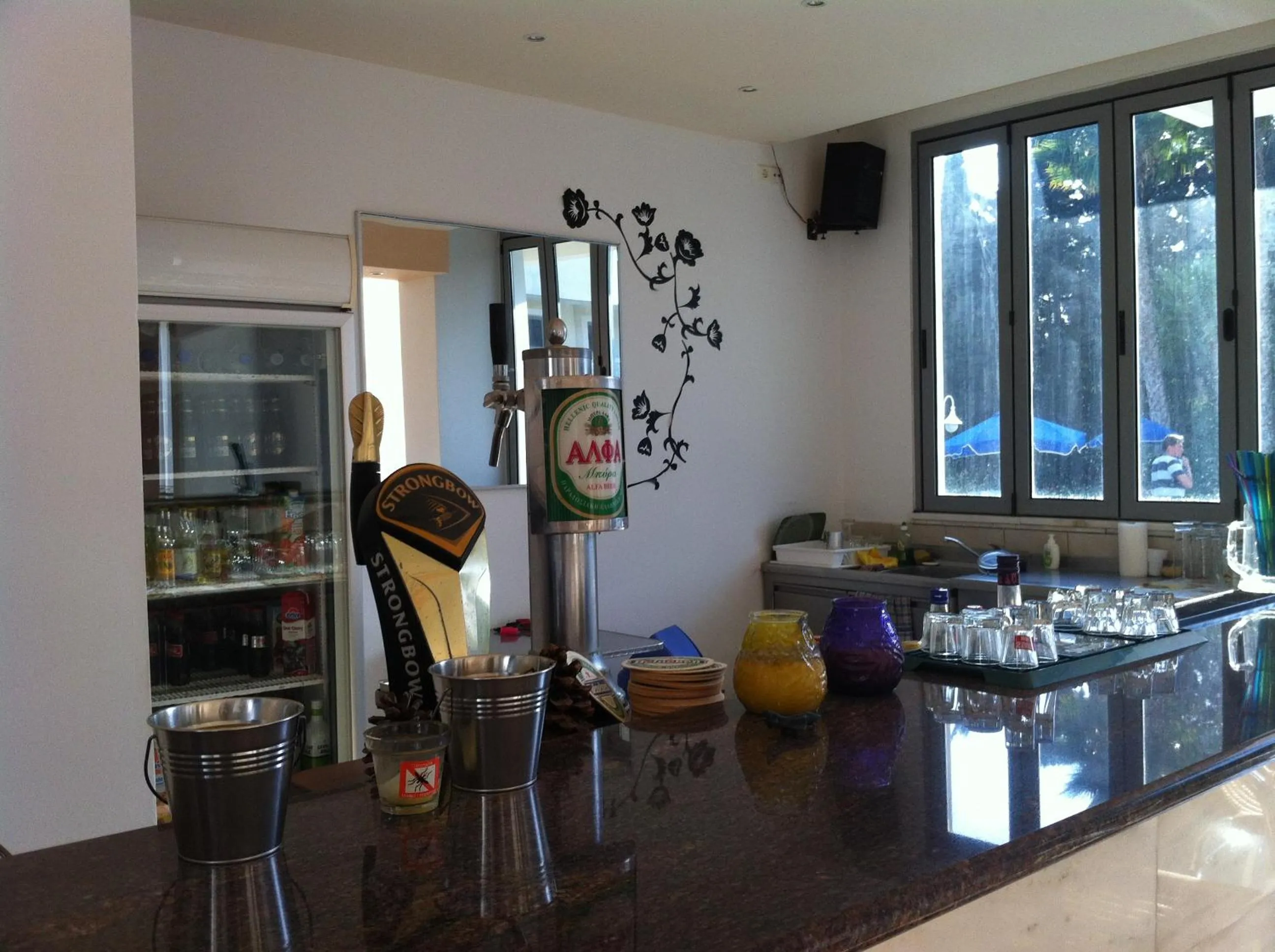 Drinks in Olgas Paradise Apartments