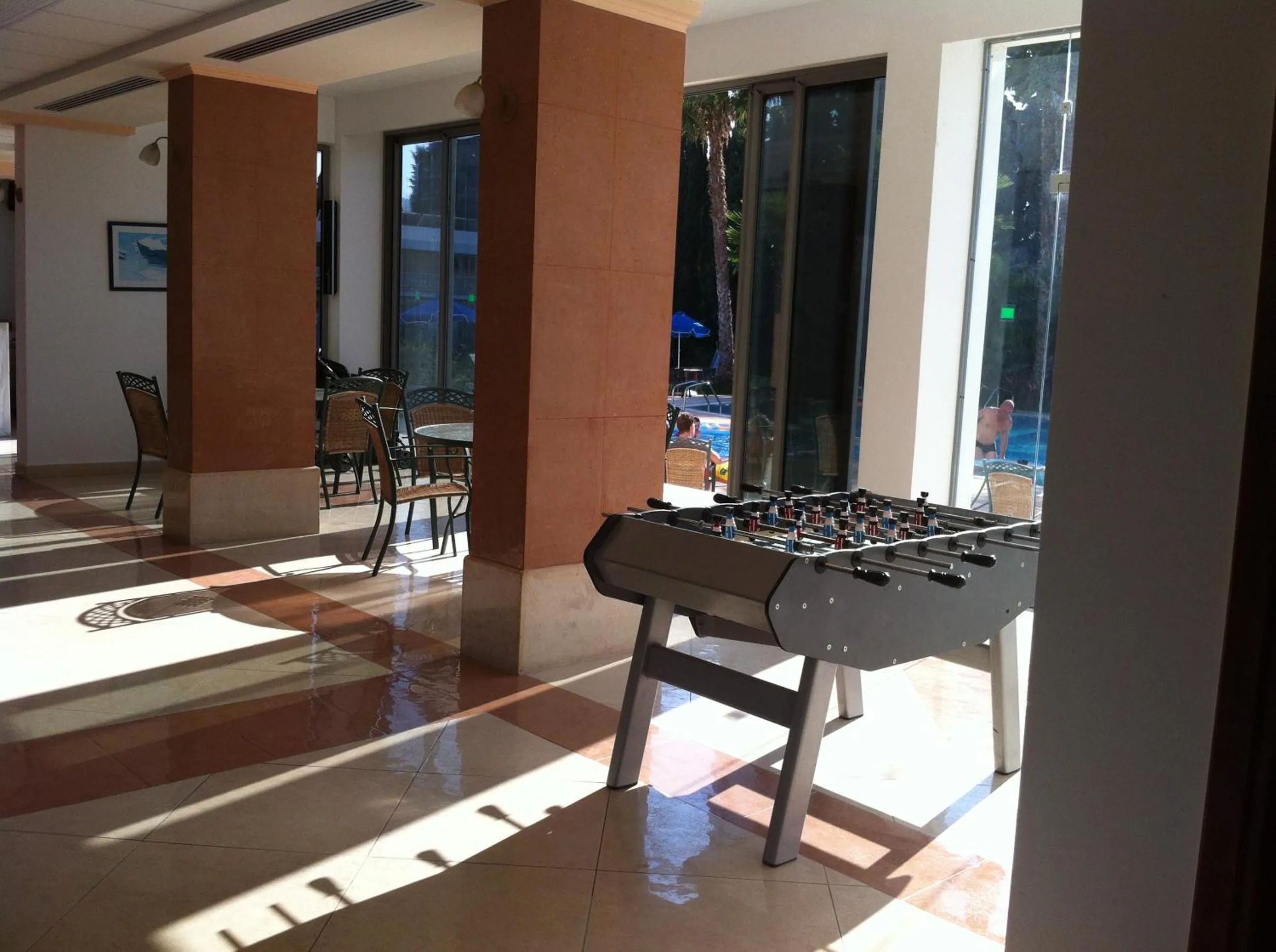 Entertainment in Olgas Paradise Apartments