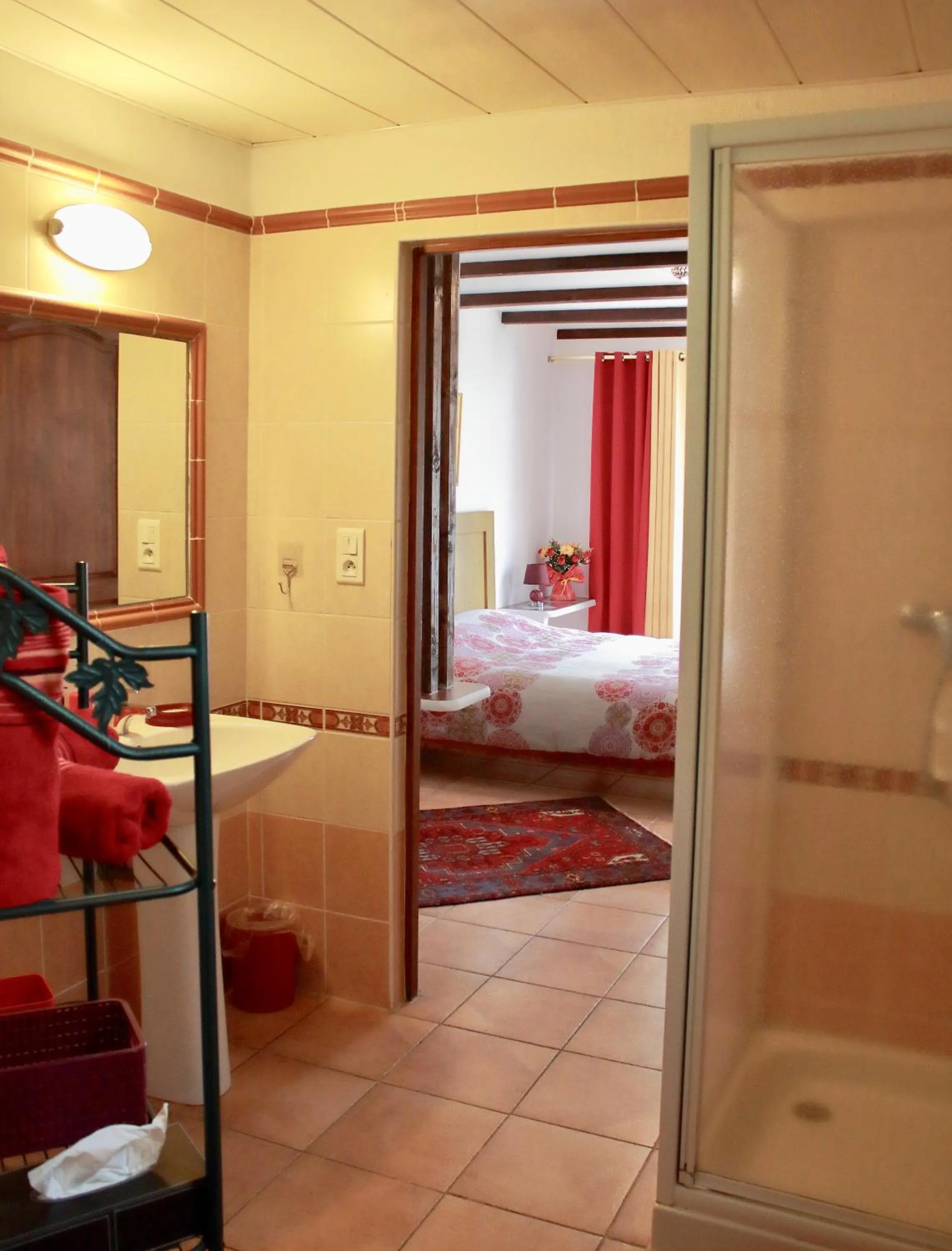 Bathroom in Domaine Le Clos des Oliviers