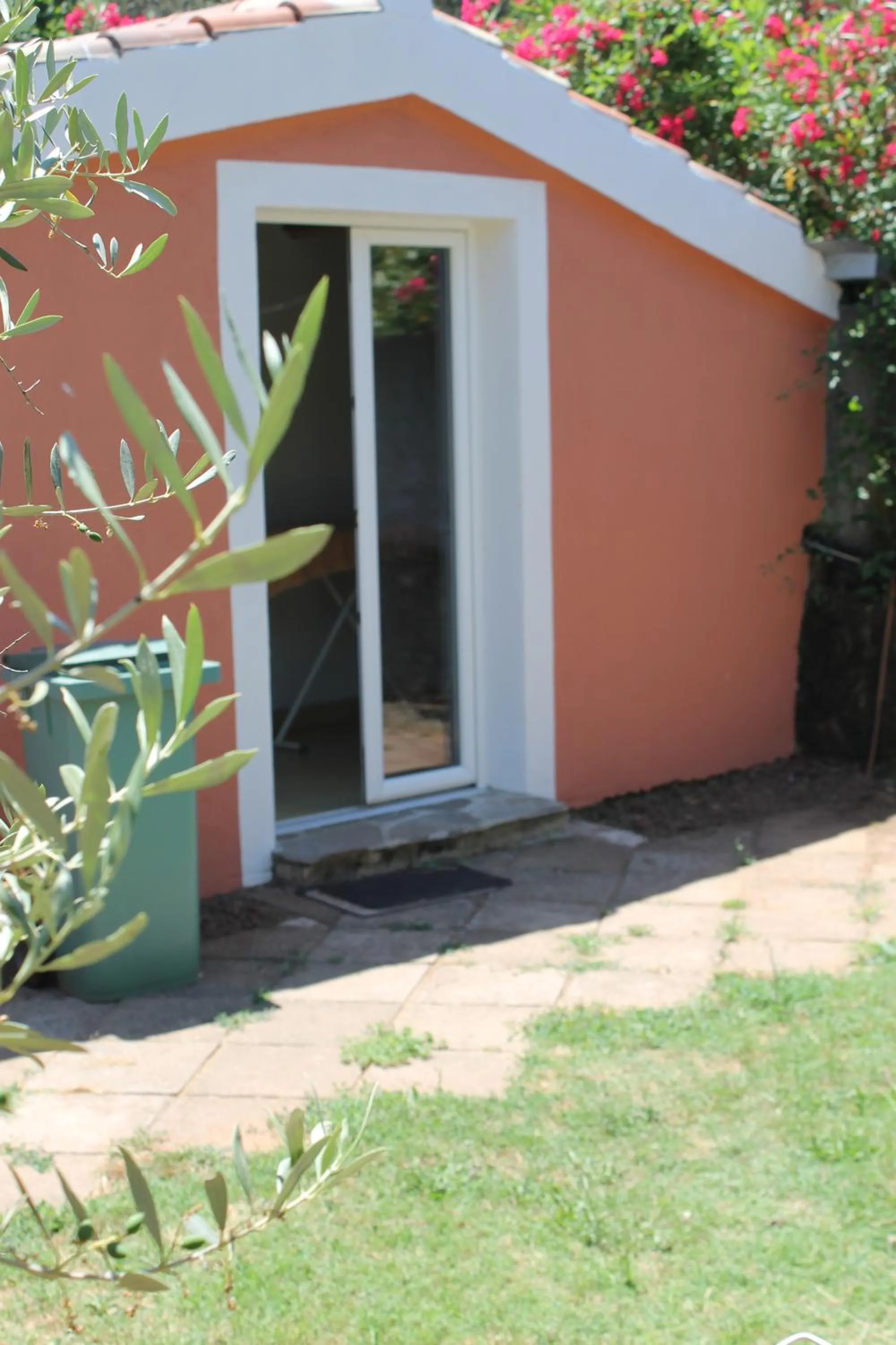 Area and facilities in Domaine Le Clos des Oliviers