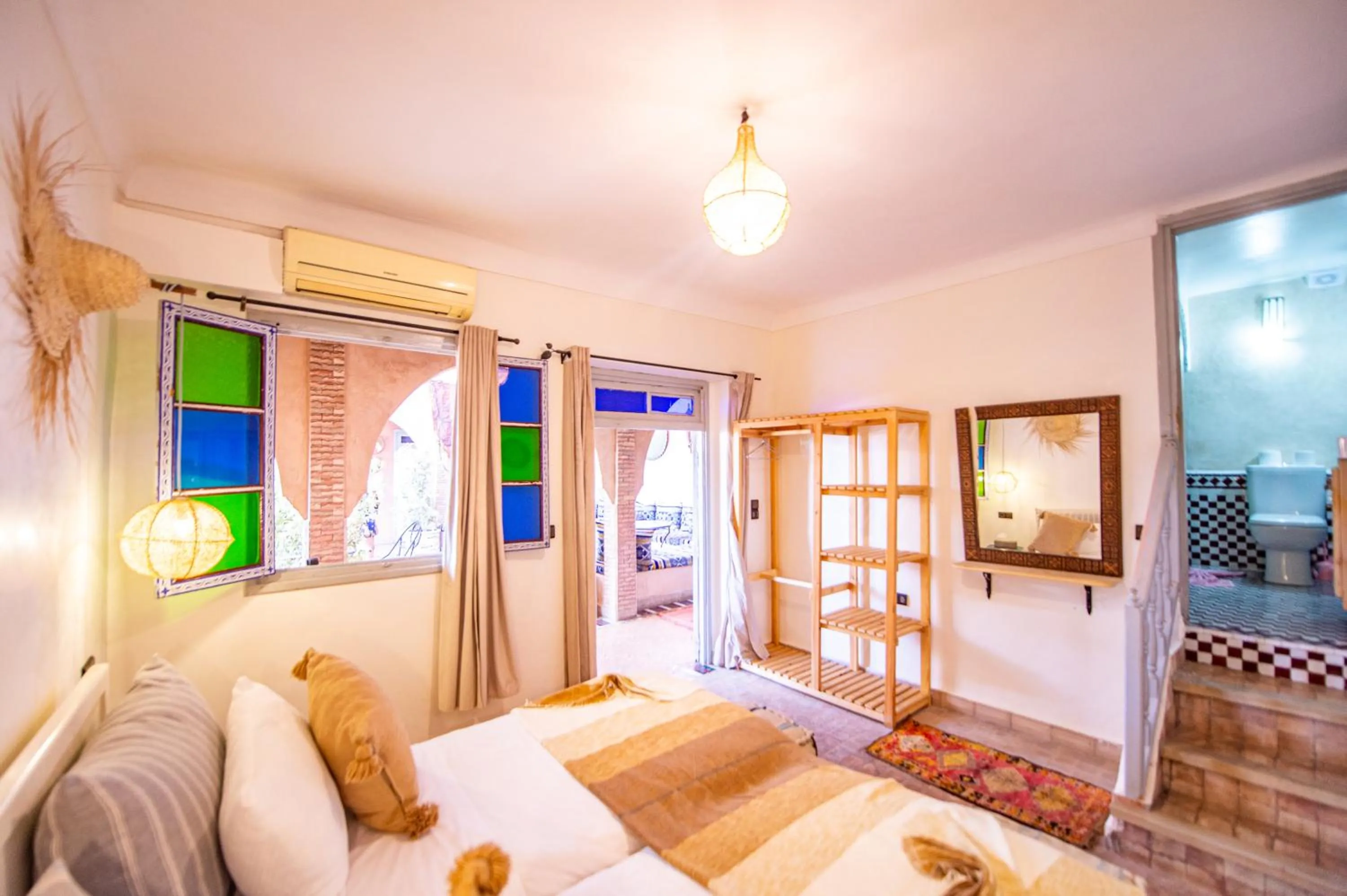 Property building, Bed in KOUTOBIA ROYAL