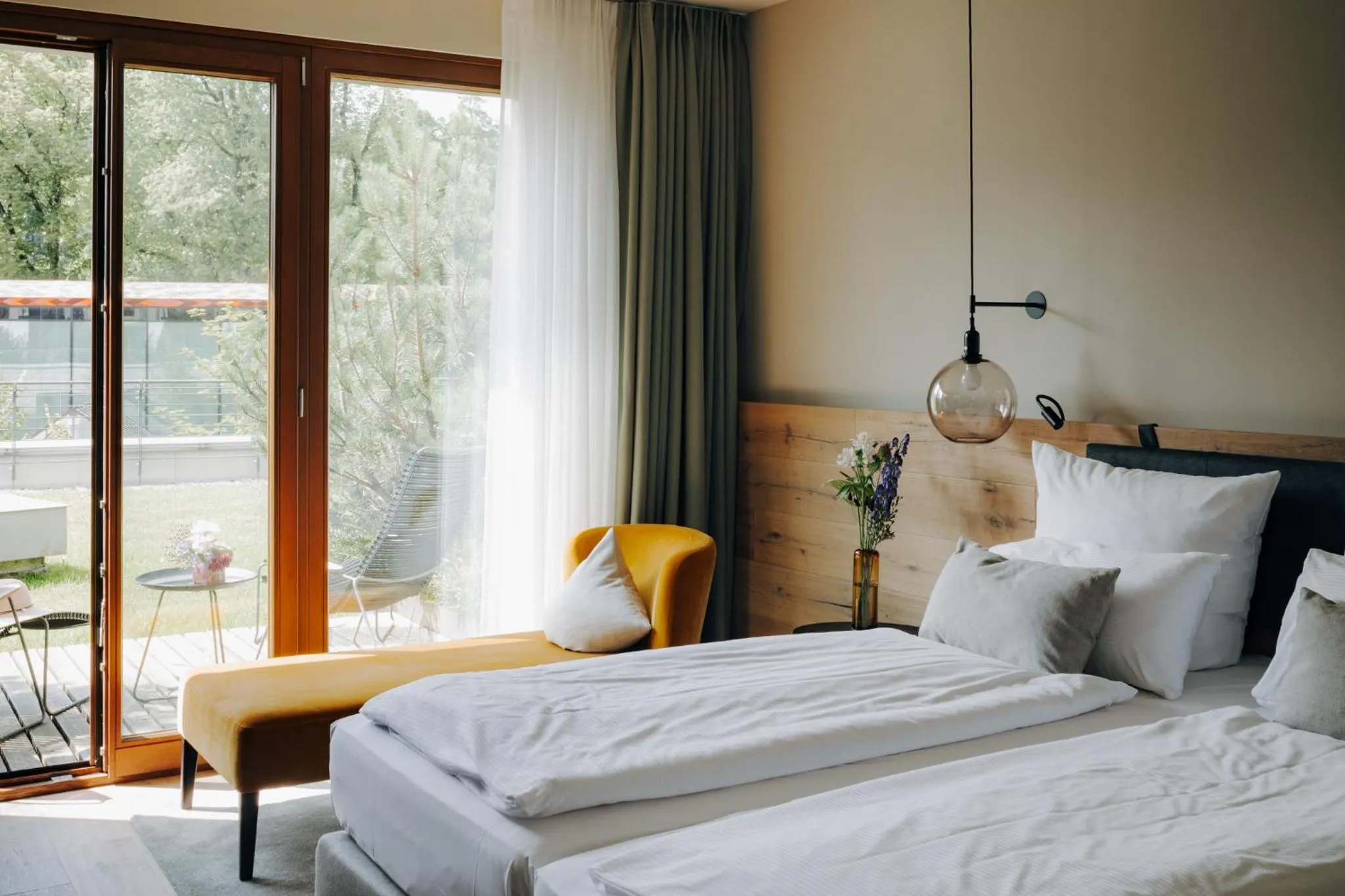 Bed in AMERON Neuschwanstein Alpsee Resort & Spa