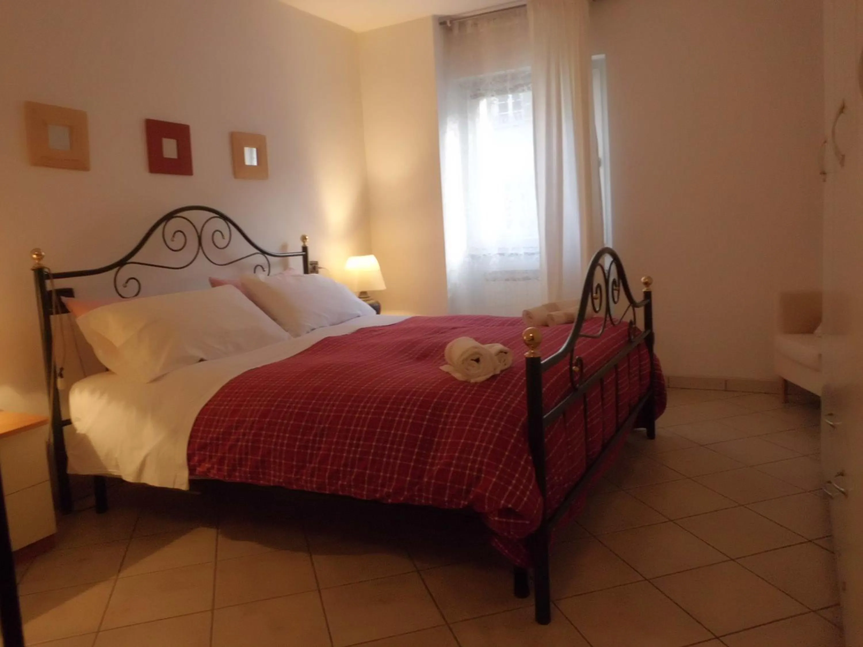 Photo of the whole room, Bed in Casa Fattorini