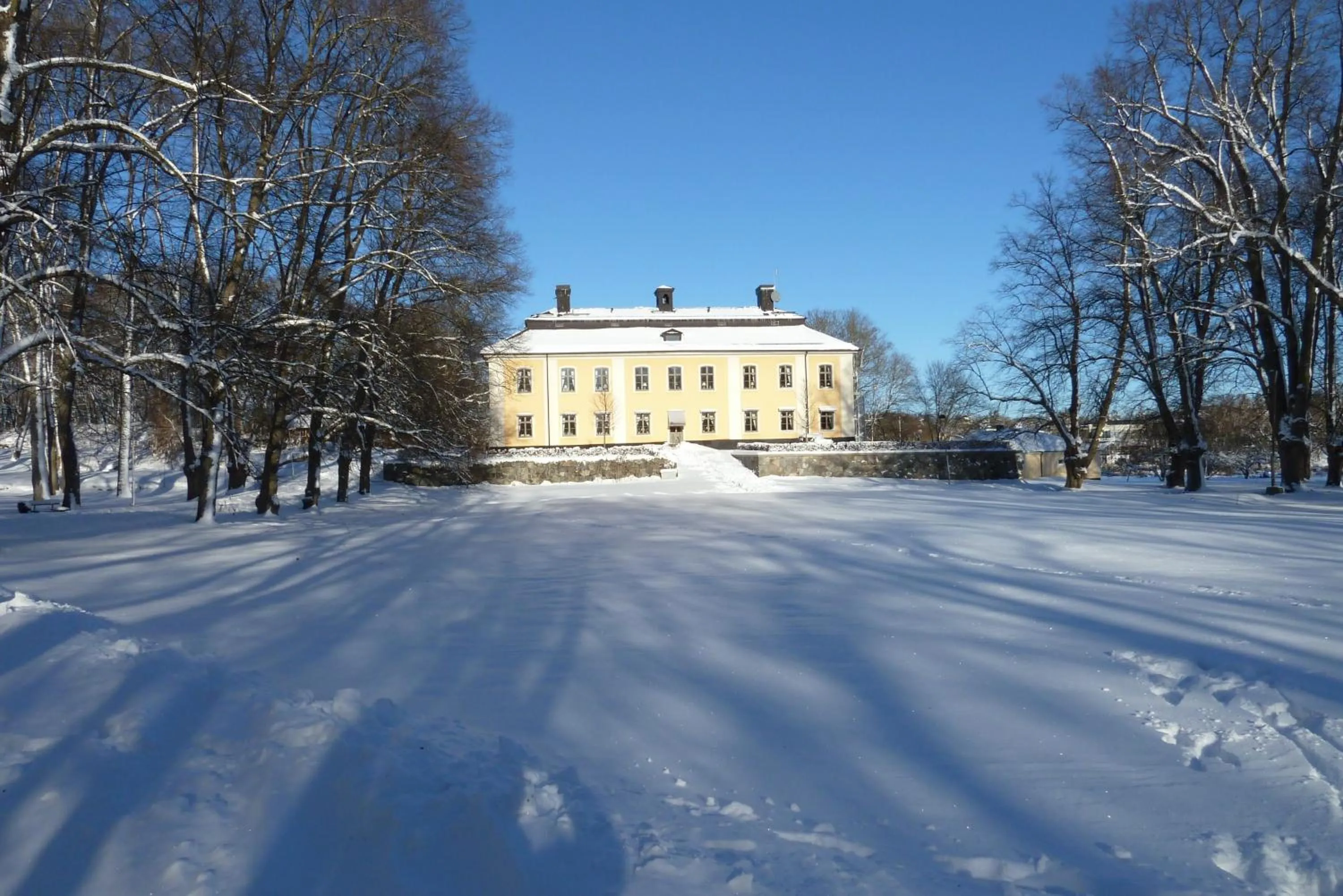 Facade/entrance in Åkeshofs Slott