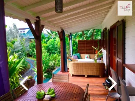 Titalee Lodge 3 Villas autour d'une piscine