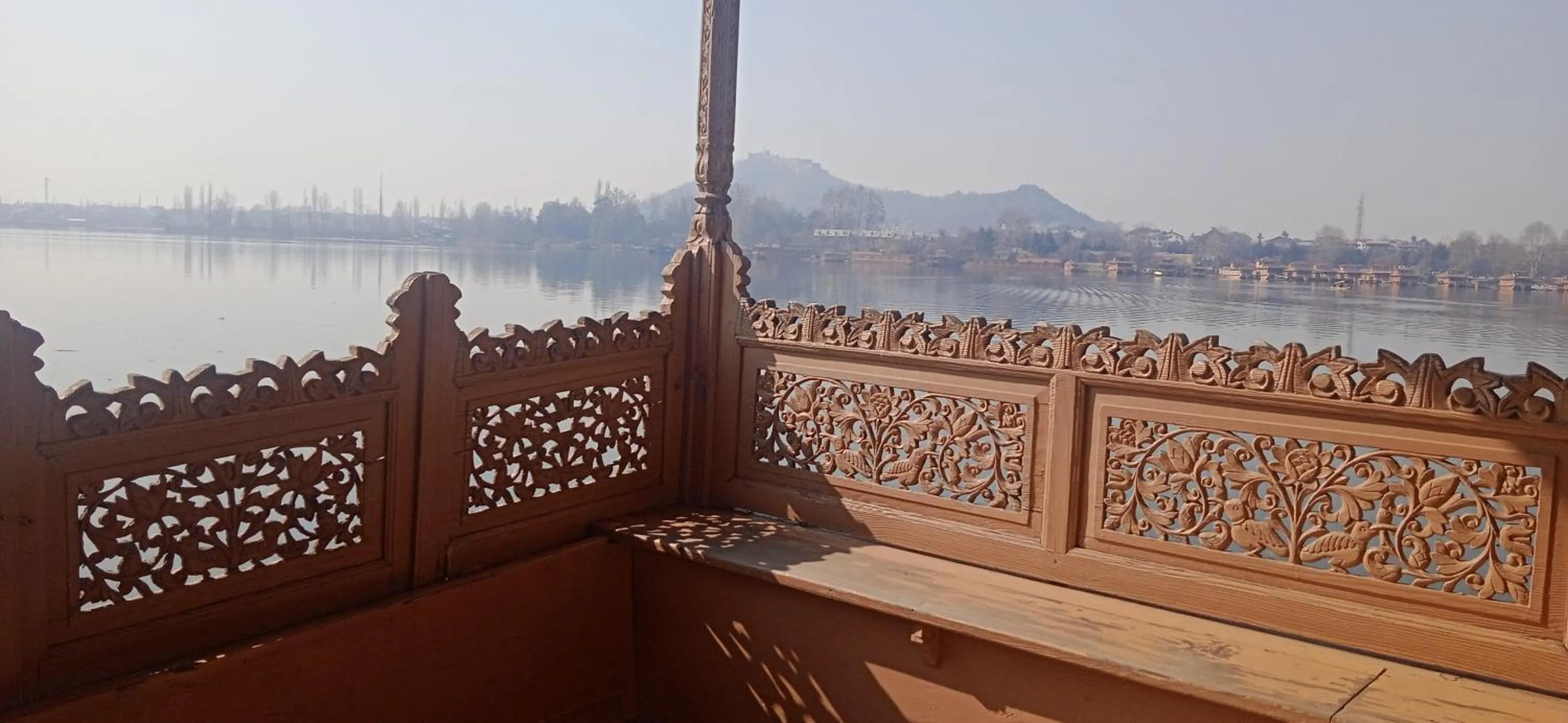 Maharaja palace houseboat