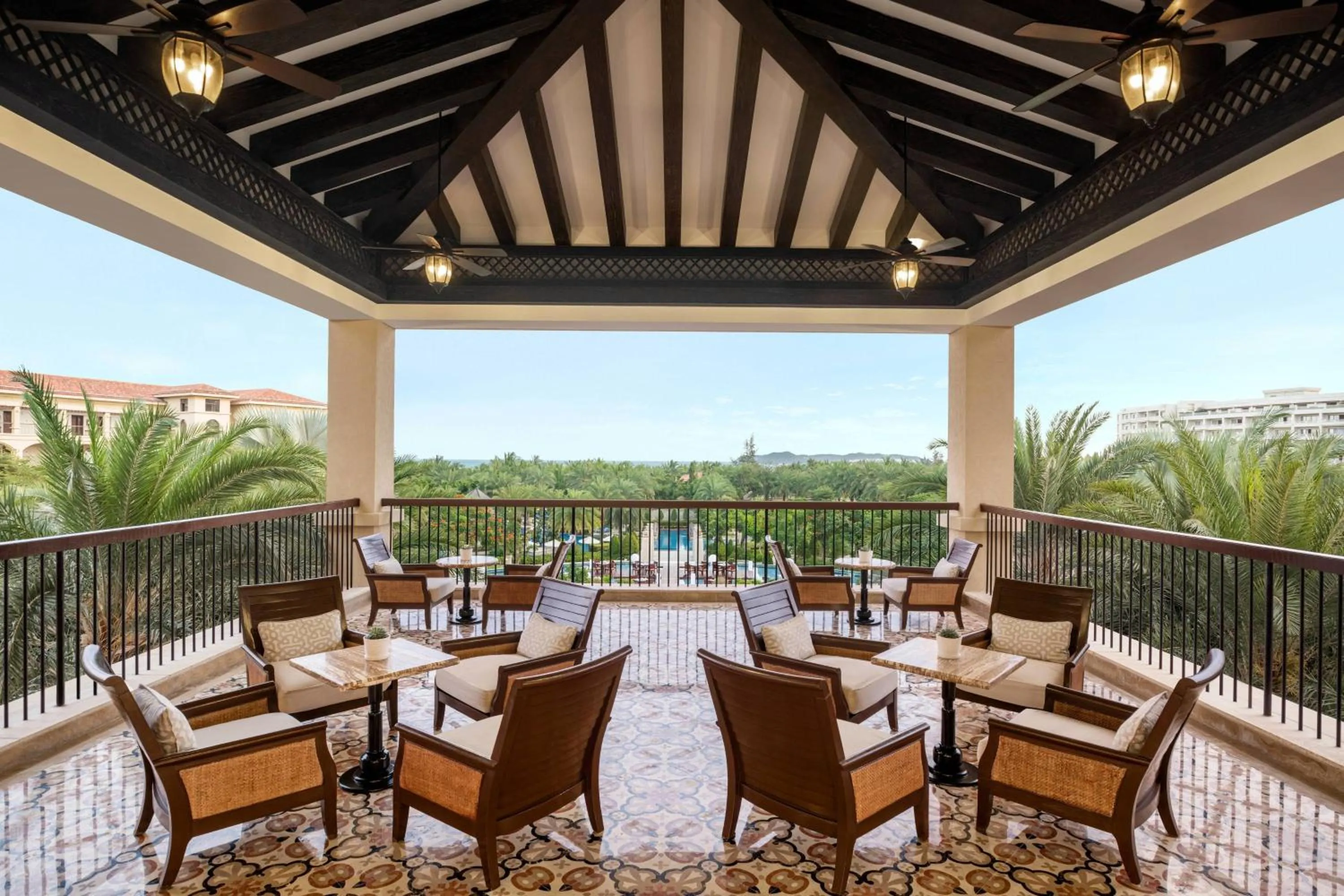 Lounge or bar in JW Marriott Sanya Haitang Bay Resort & Spa