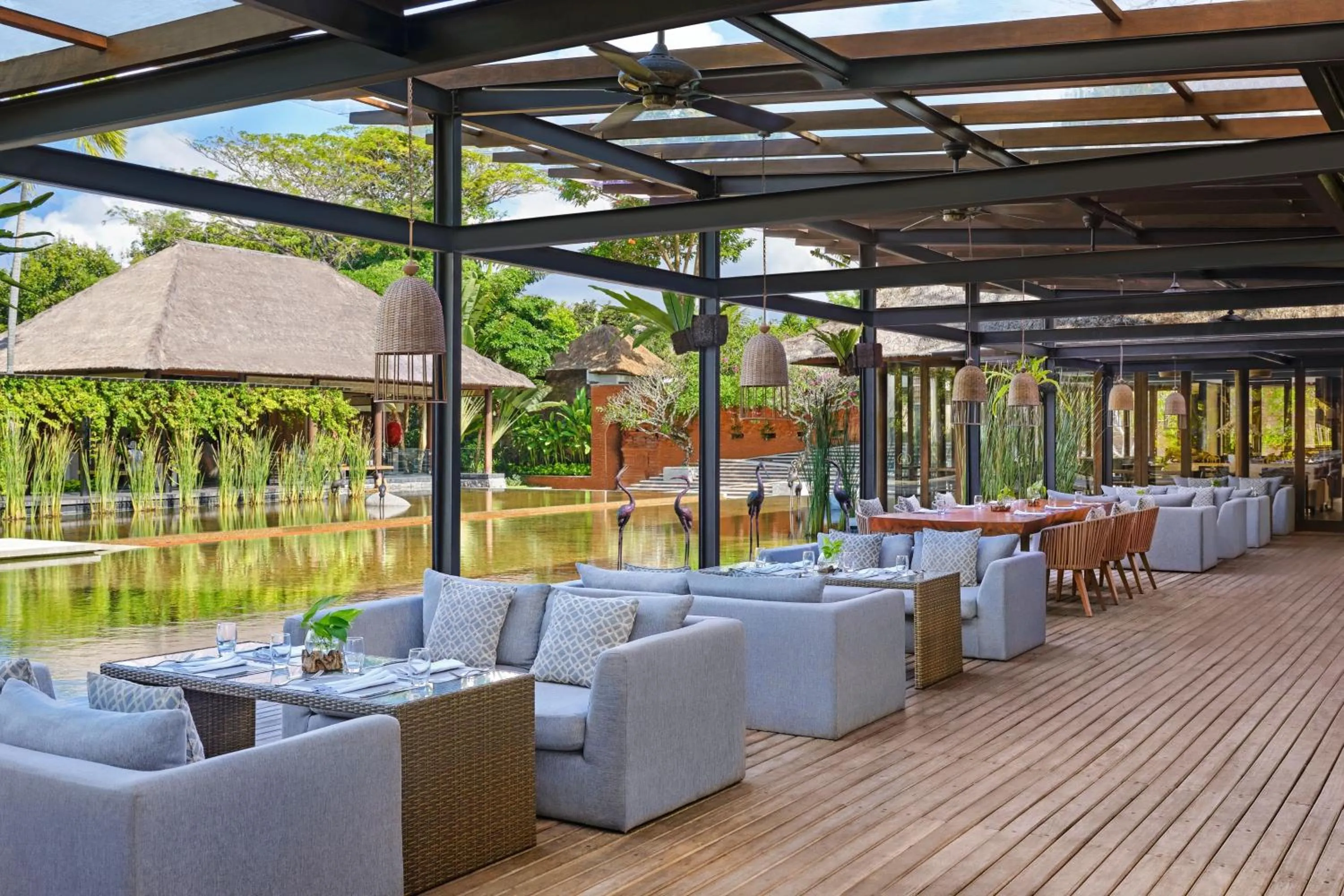 Restaurant/places to eat in Amarterra Villas Resort Bali Nusa Dua, Autograph Collection