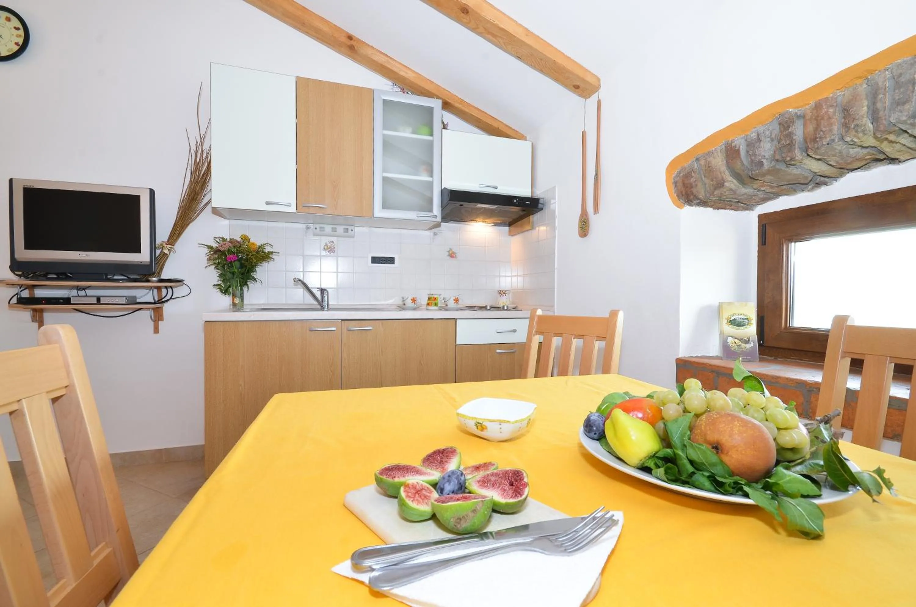 One-Bedroom Apartment in Bella Vista Apartments