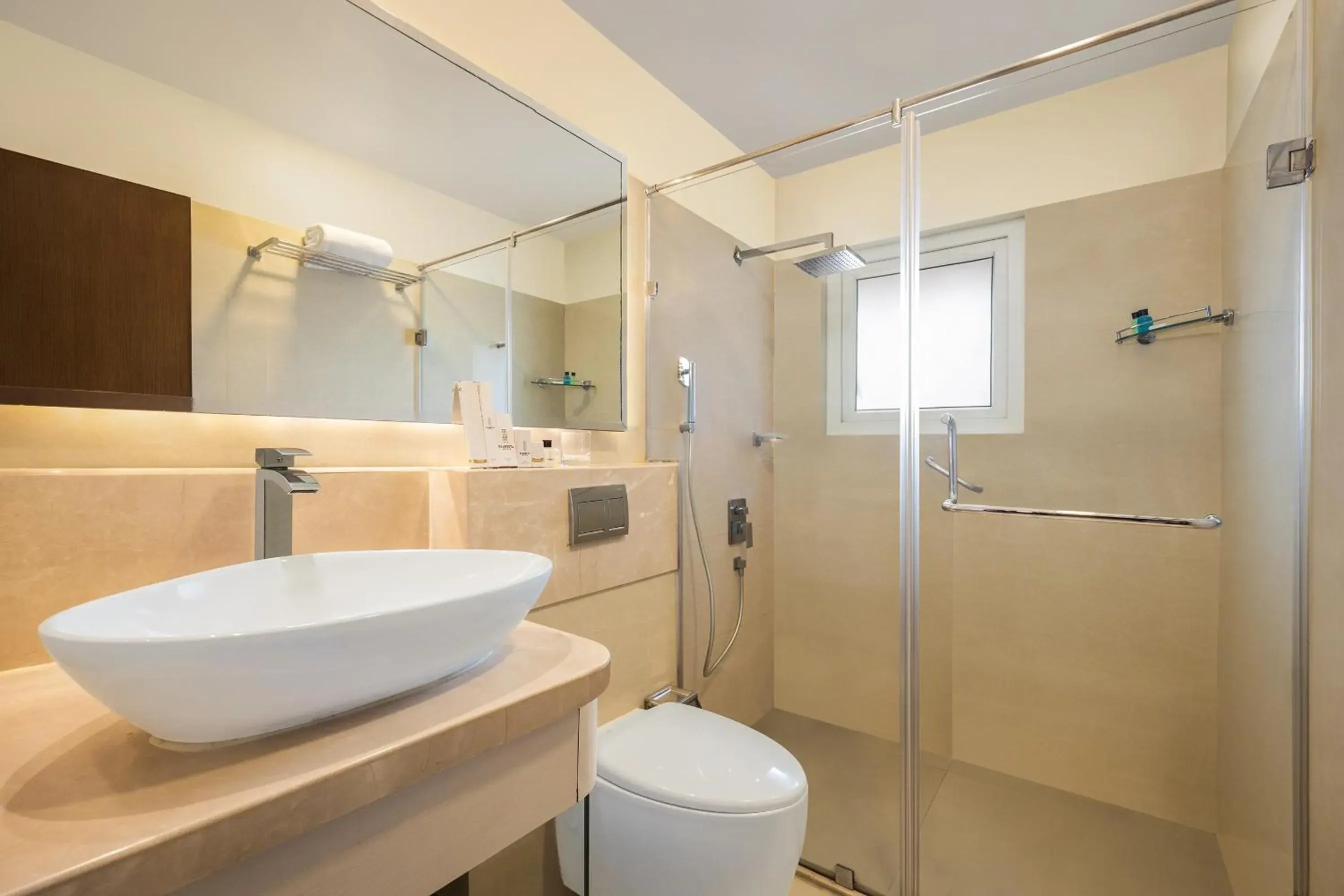 Queen Room - single occupancy in Fortune Hosur - Member ITC Hotels' Group Queen Room - single occupancy in Fortune Hosur - Member ITC Hotels' Group