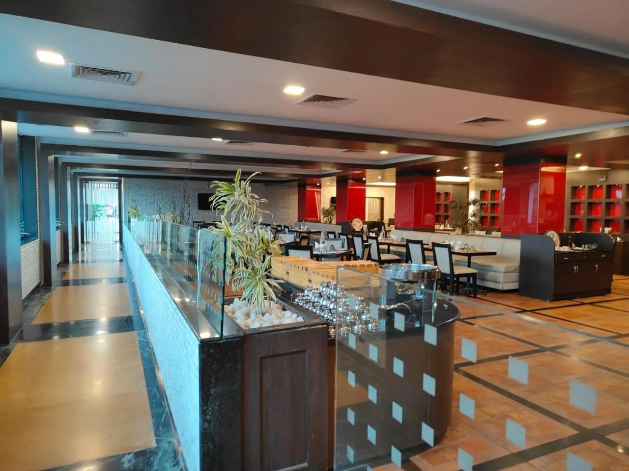 Restaurant/places to eat in Fortune Hosur - Member ITC Hotels' Group