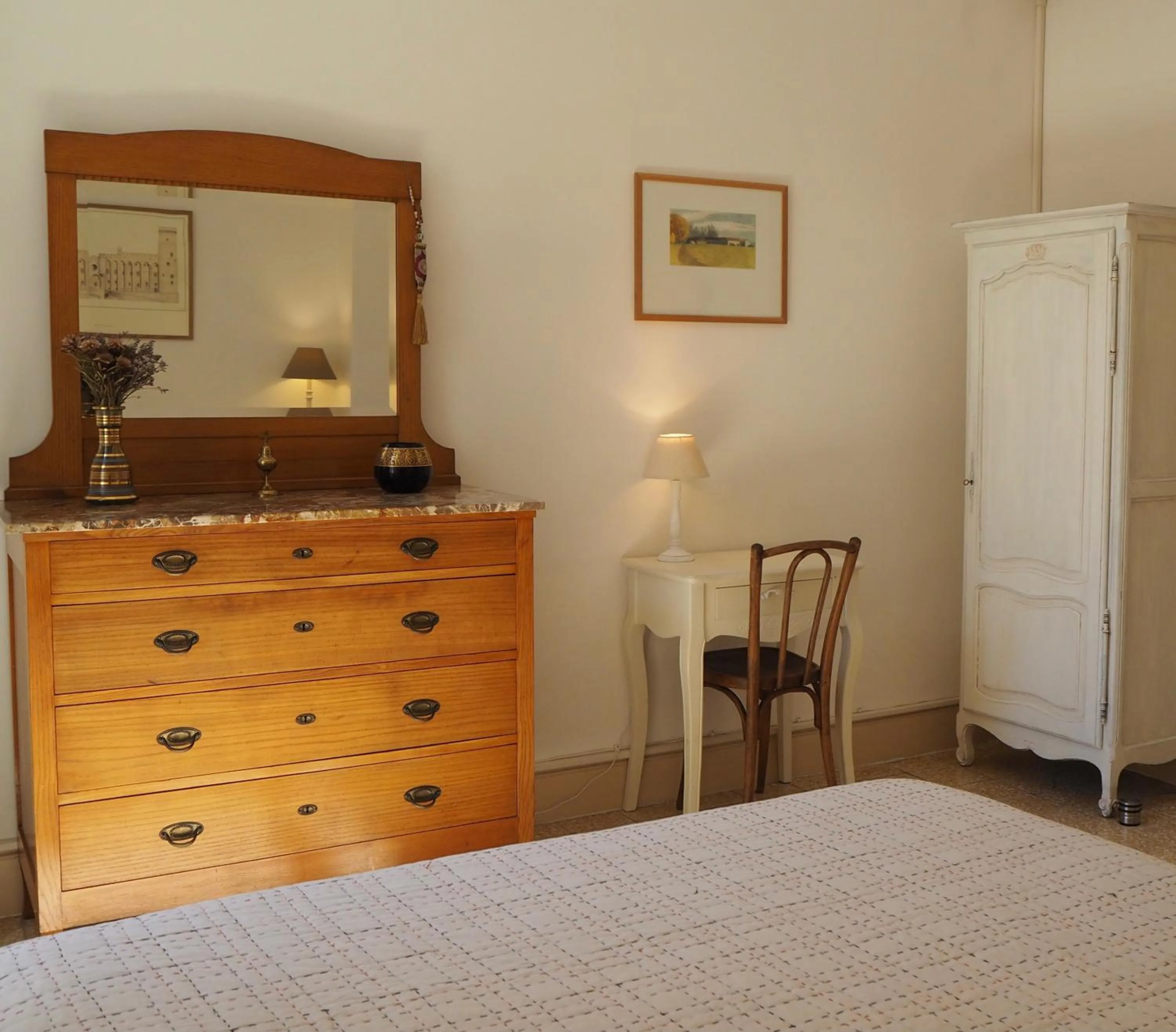 Photo of the whole room, Bed in Maison Velvet