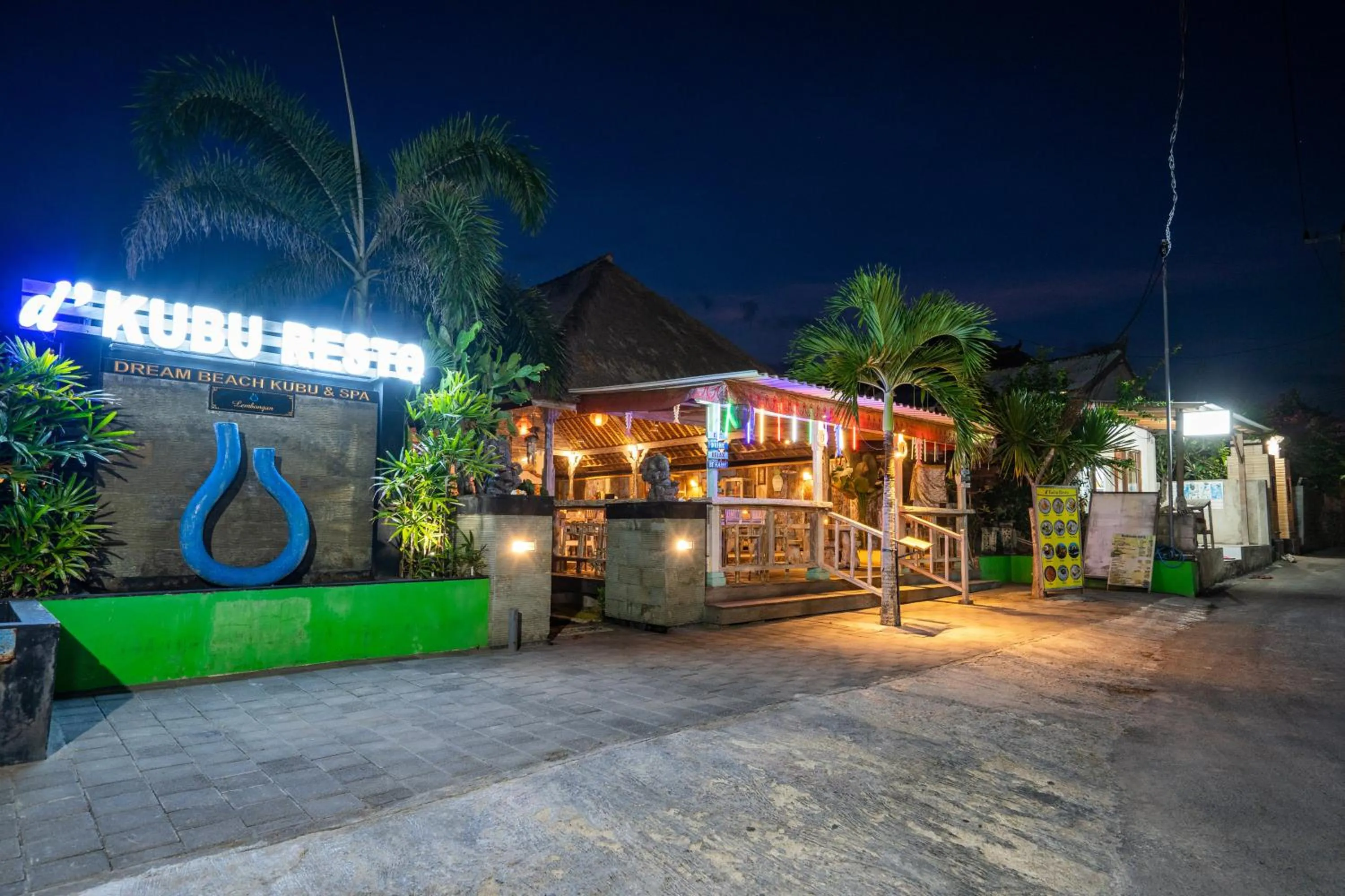 Property building in Dream Beach Kubu & SPA by ABM