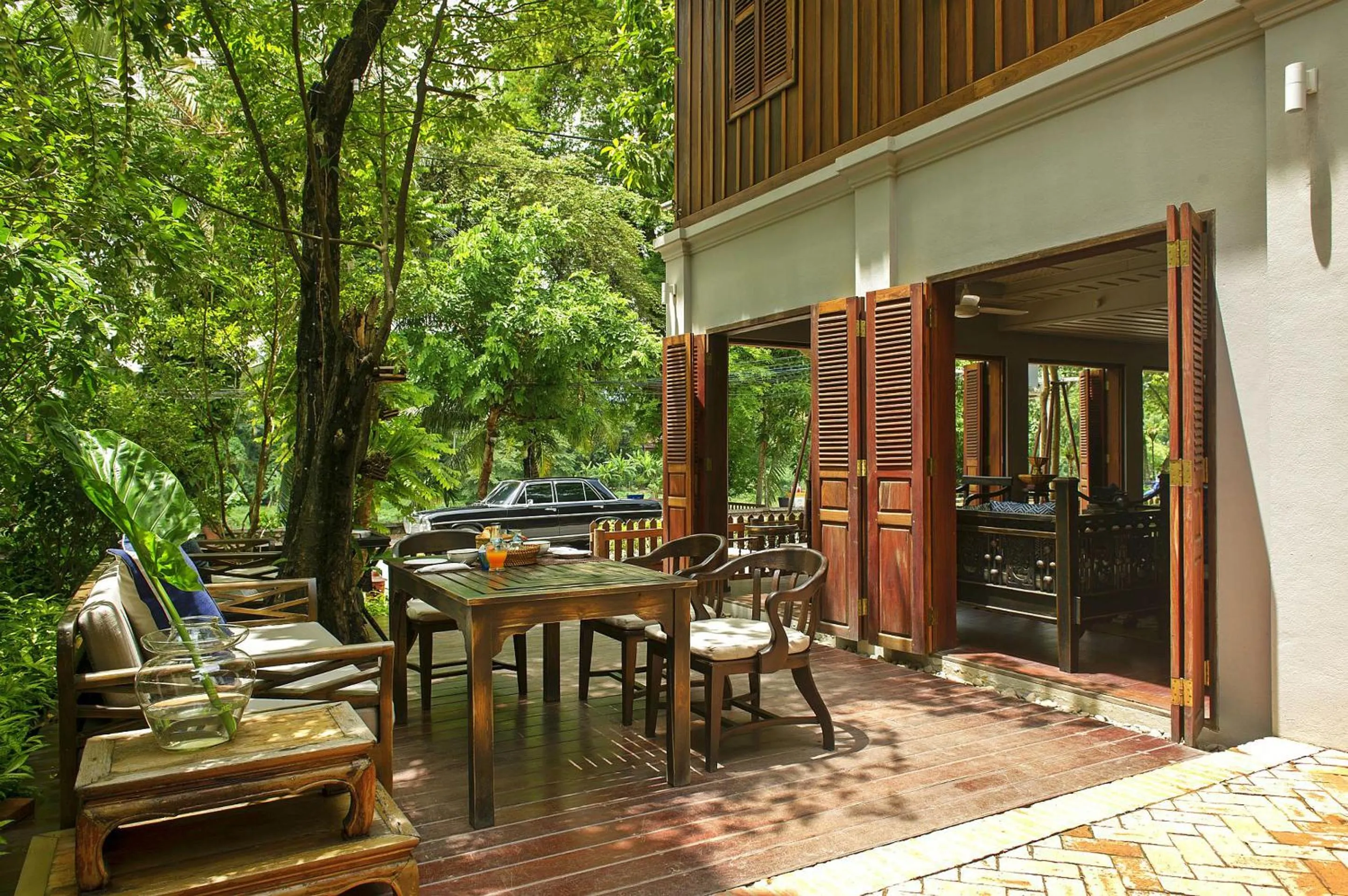 Garden in Burasari Heritage Luang Prabang