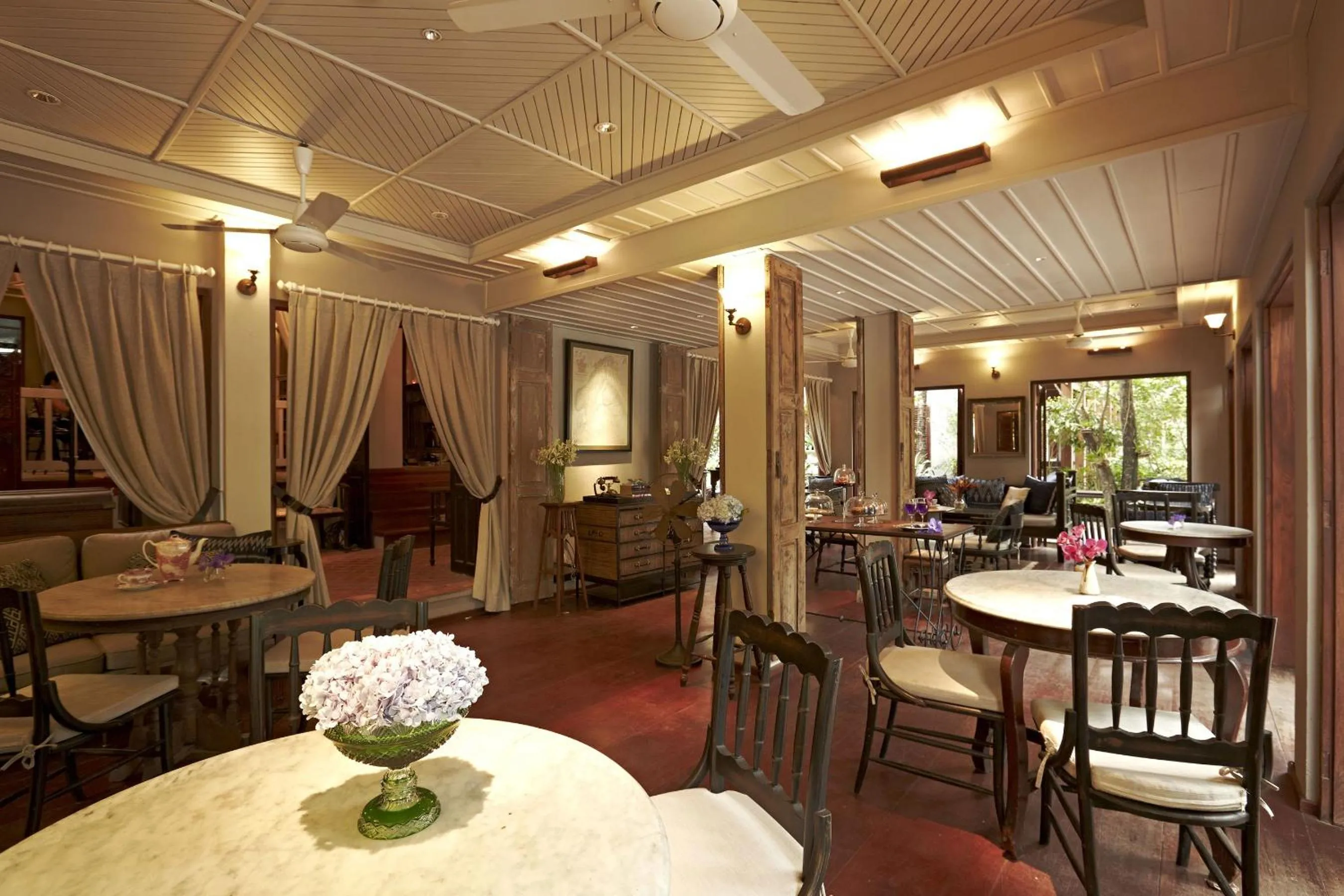 Lobby or reception in Burasari Heritage Luang Prabang