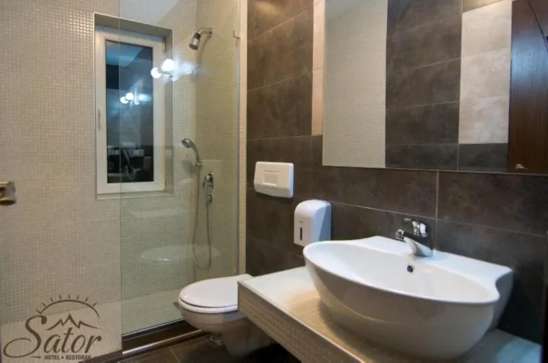 Bathroom in Hotel Šator