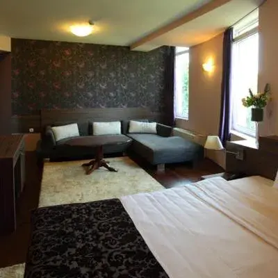 Quadruple Room in Hotel Šator Quadruple Room in Hotel Šator