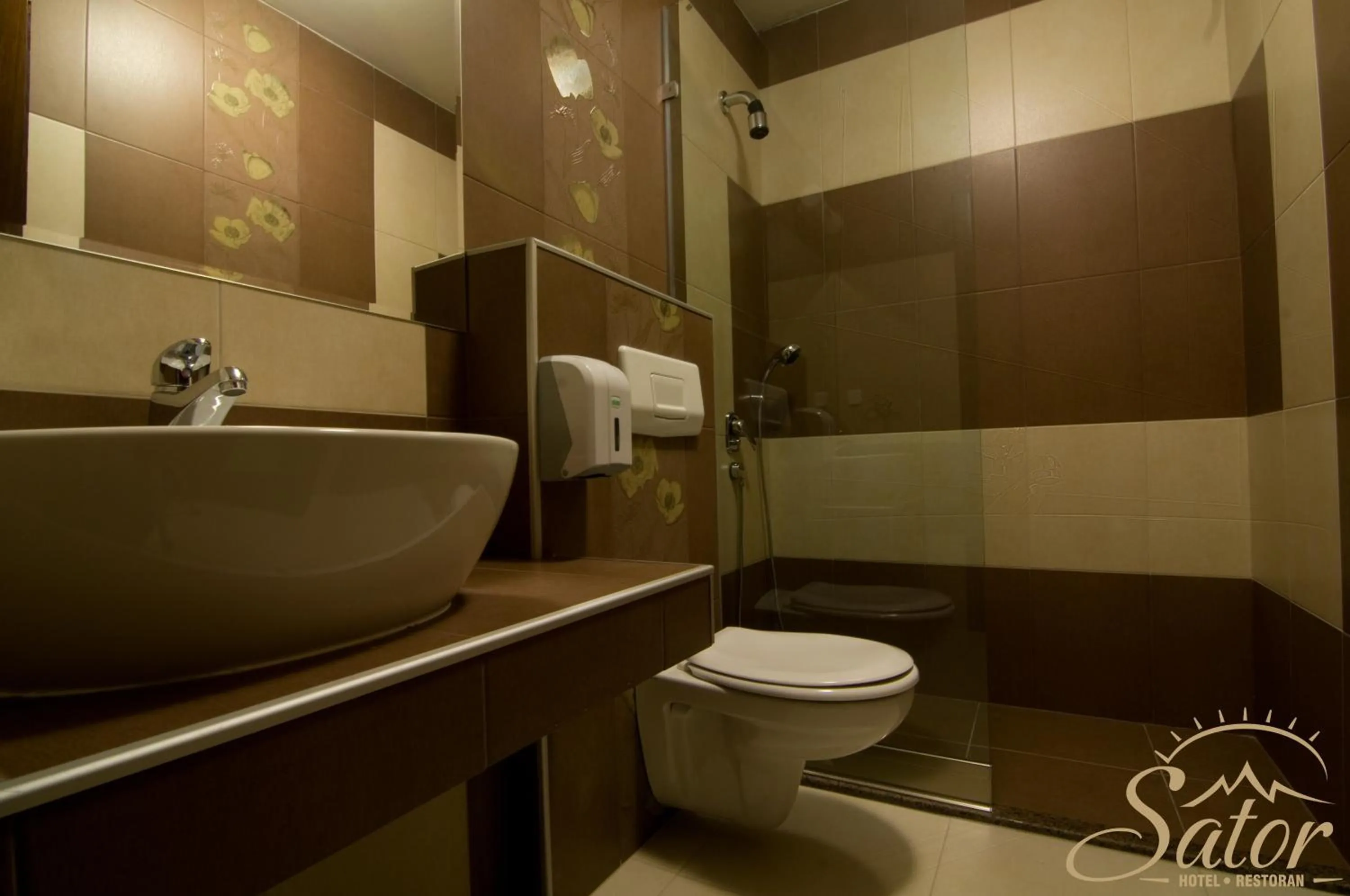 Bathroom in Hotel Šator
