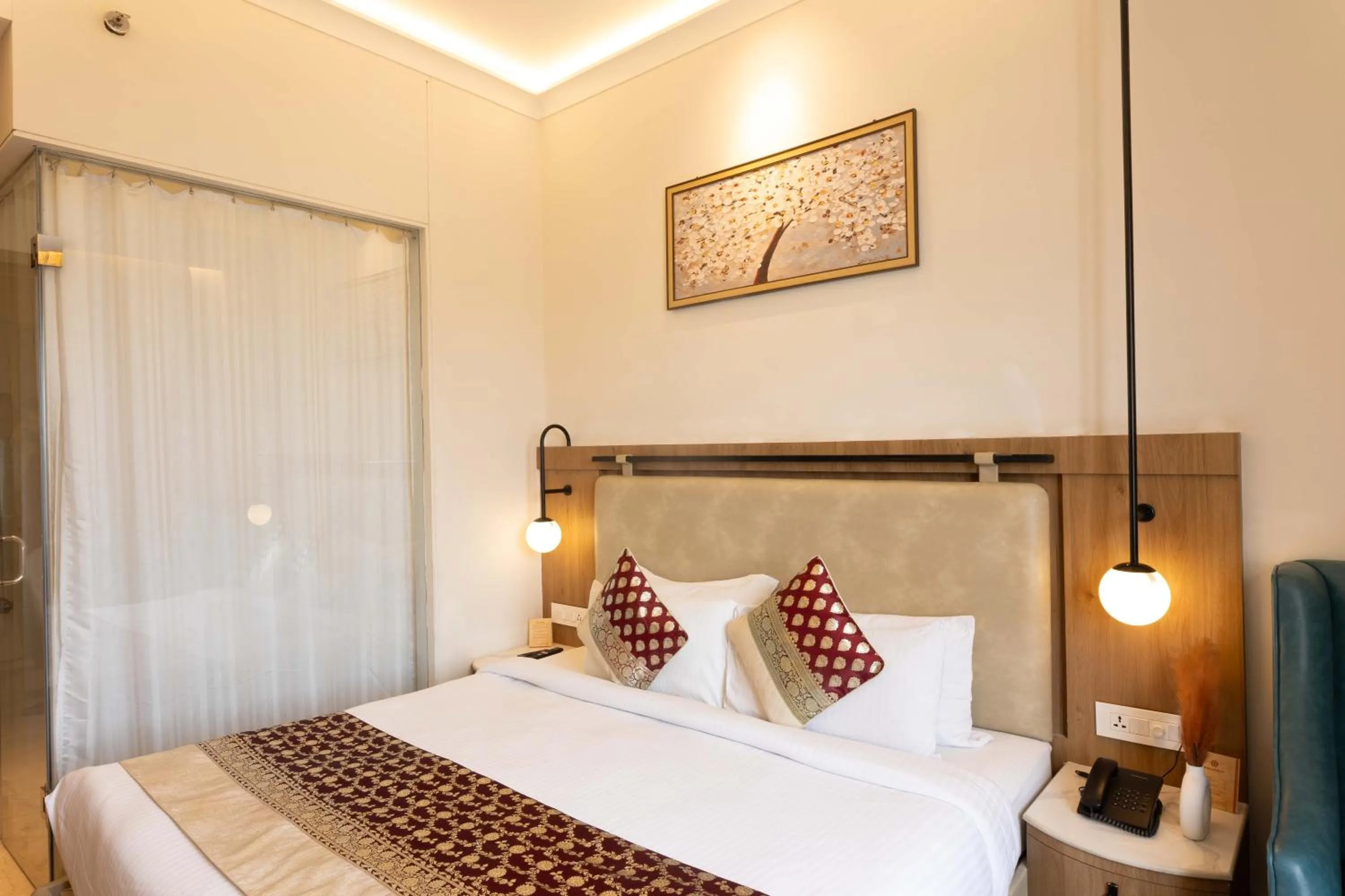 Bed in New Hotel Broadway