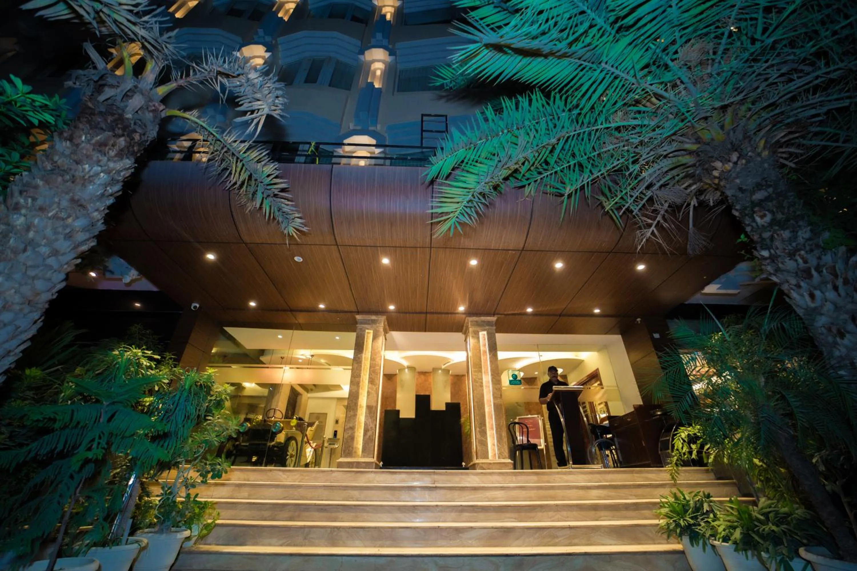 Facade/entrance in New Hotel Broadway