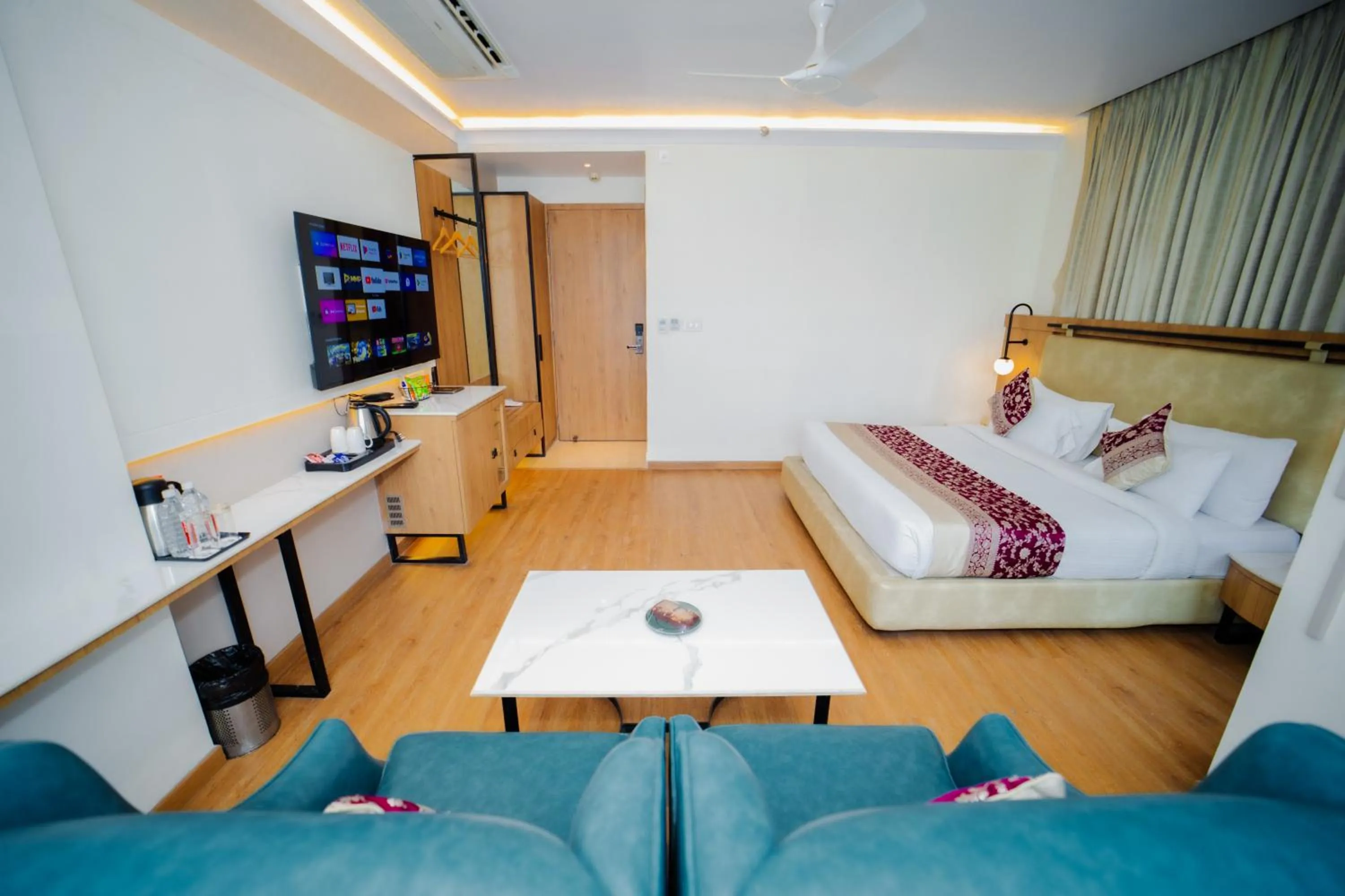 Bed in New Hotel Broadway