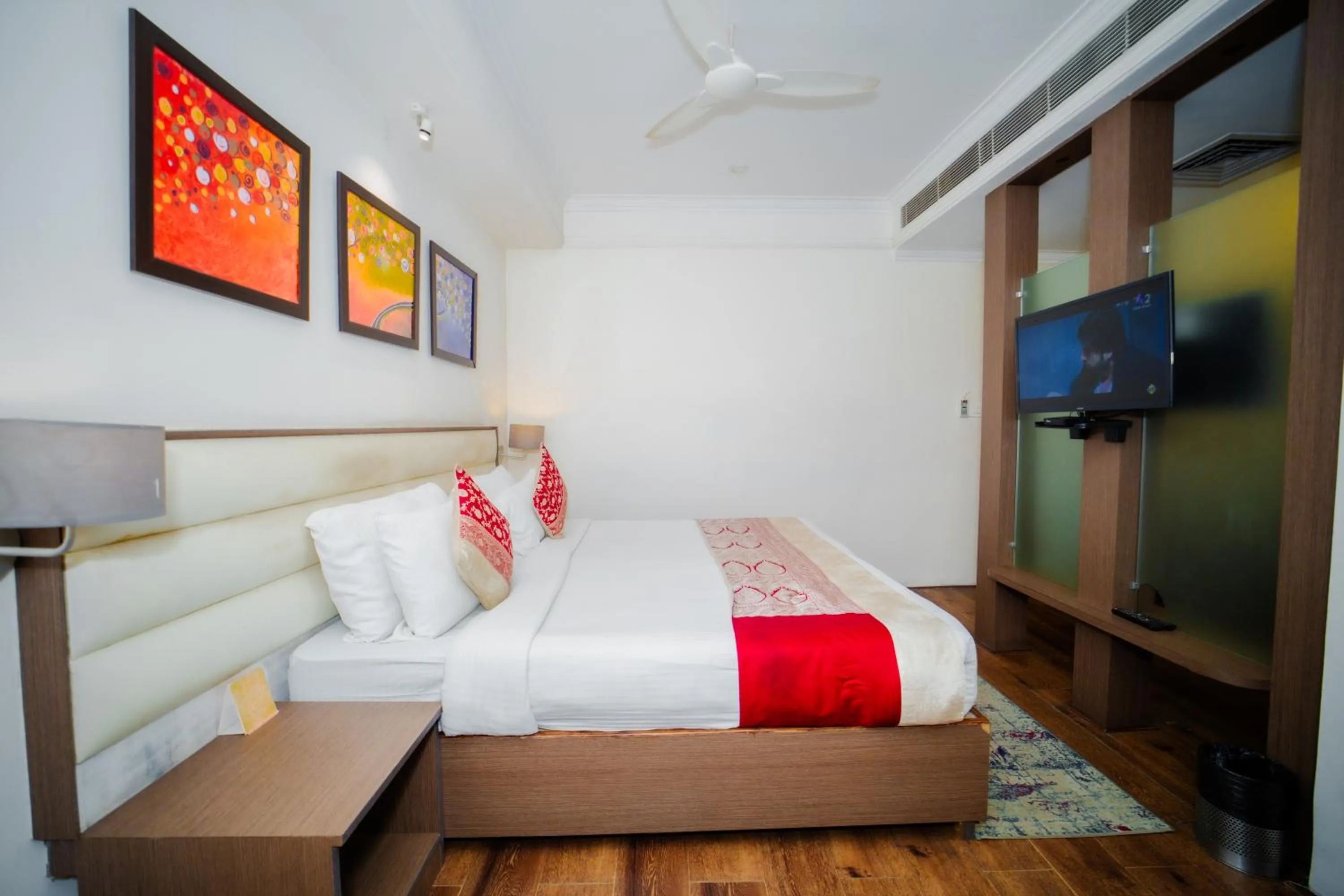 Bed in New Hotel Broadway