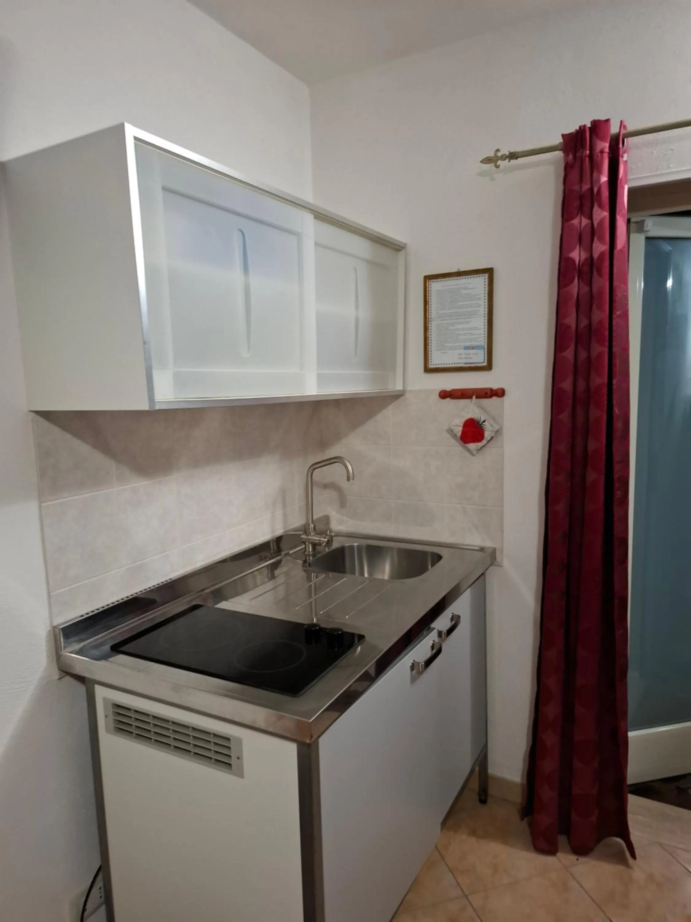 Kitchen or kitchenette in Bed&Breakfast L'Oasi