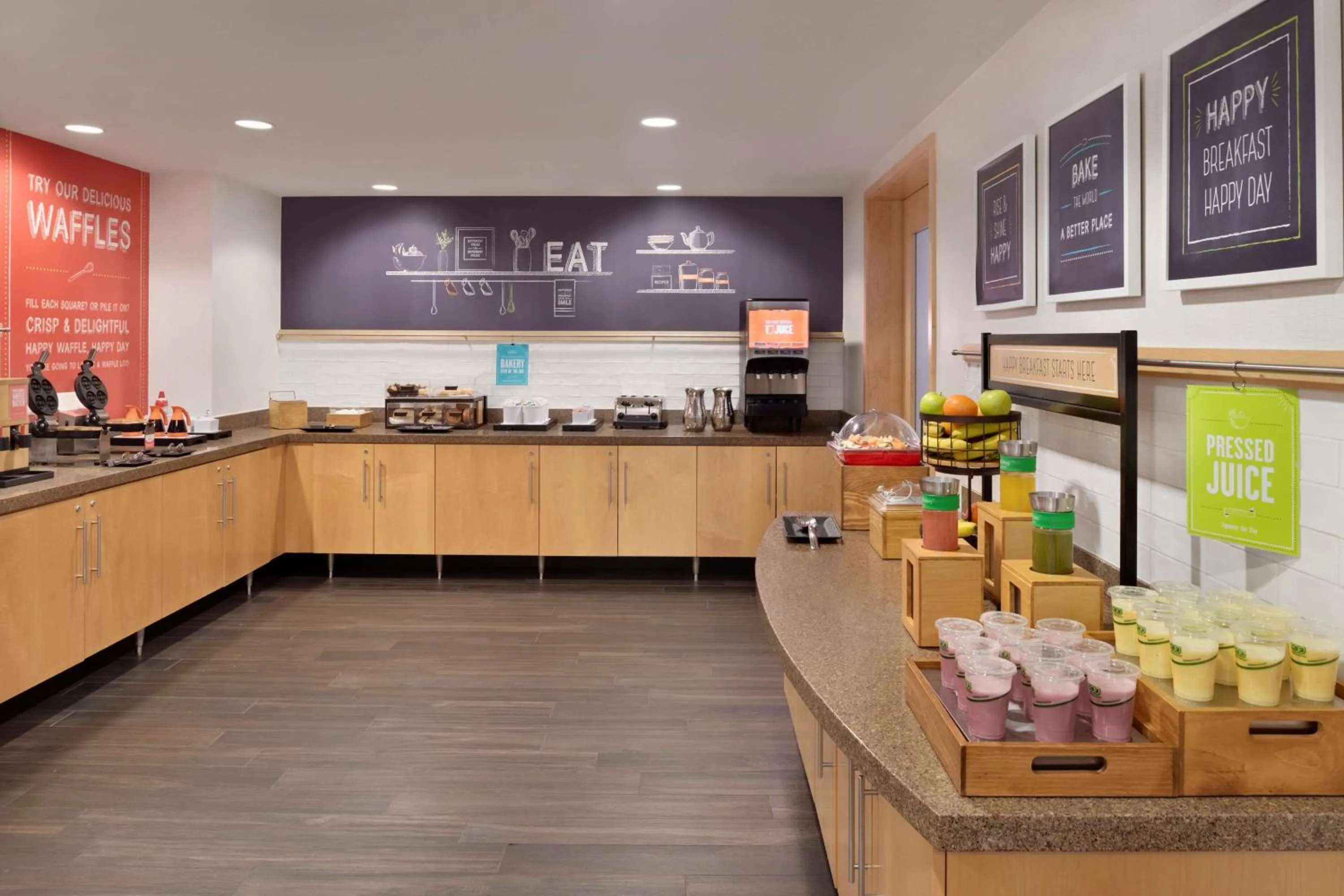 Breakfast in Hampton Inn & Suites Madison - West