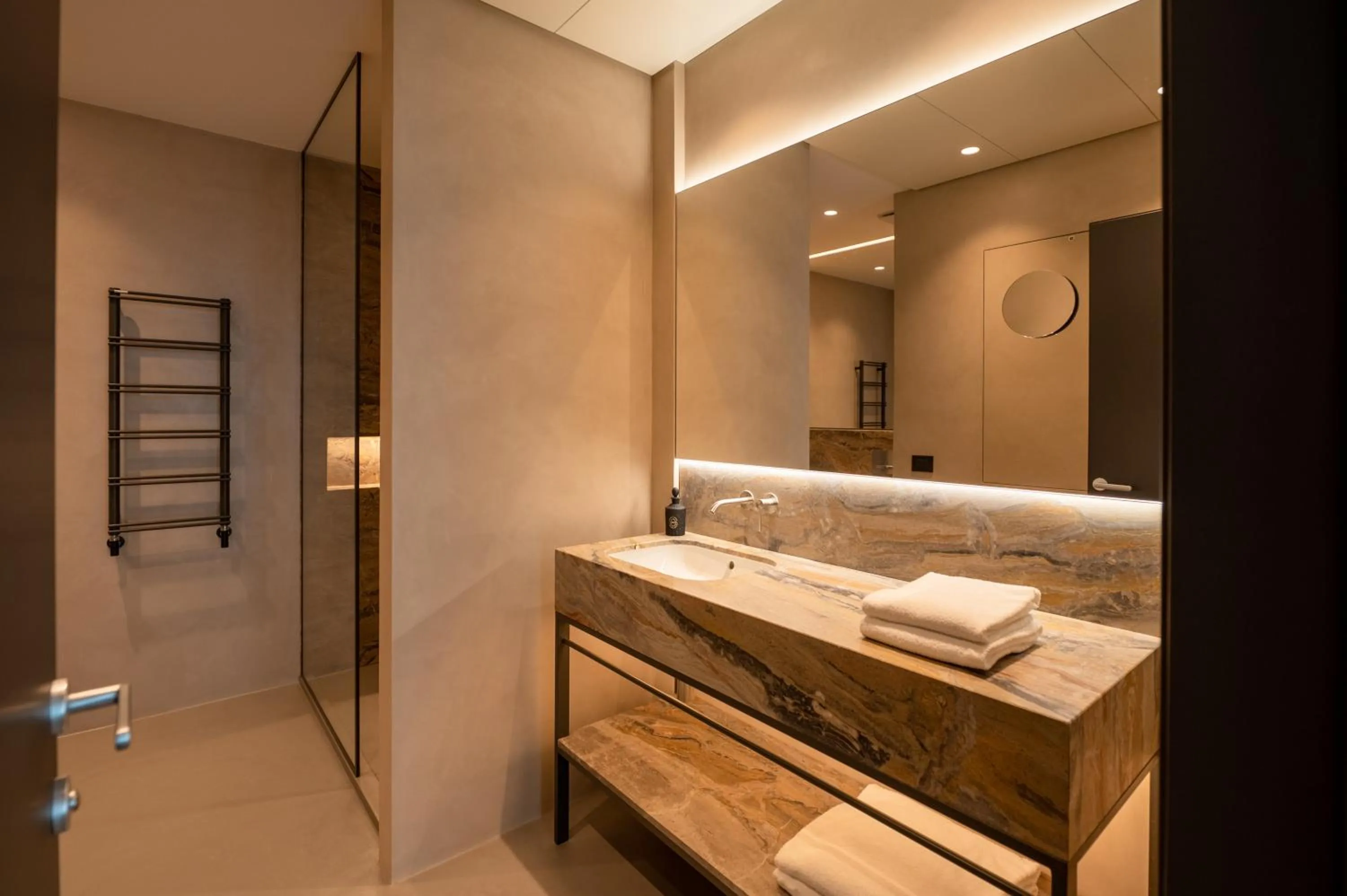 Shower in DUPARC Contemporary Suites