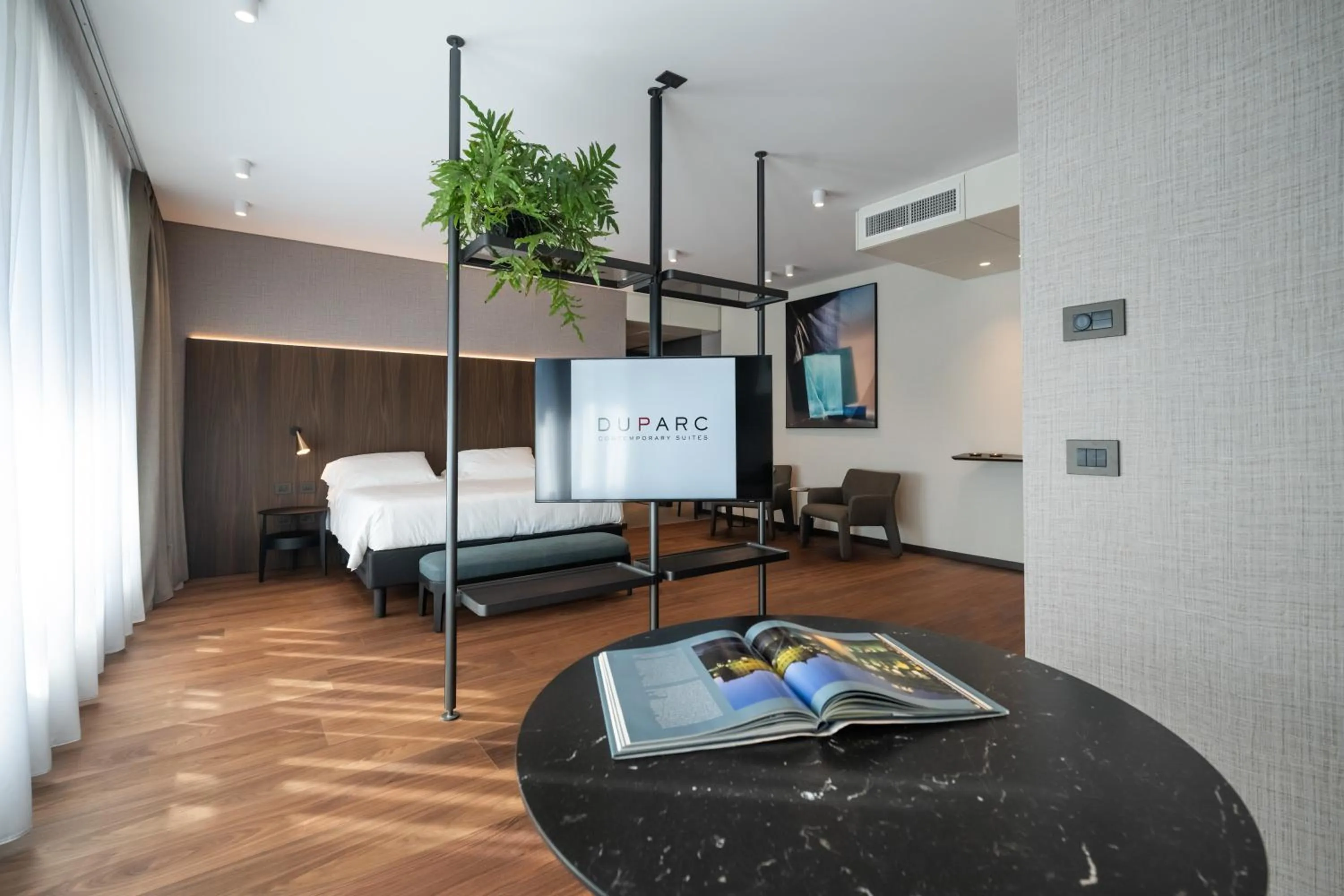 Photo of the whole room in DUPARC Contemporary Suites