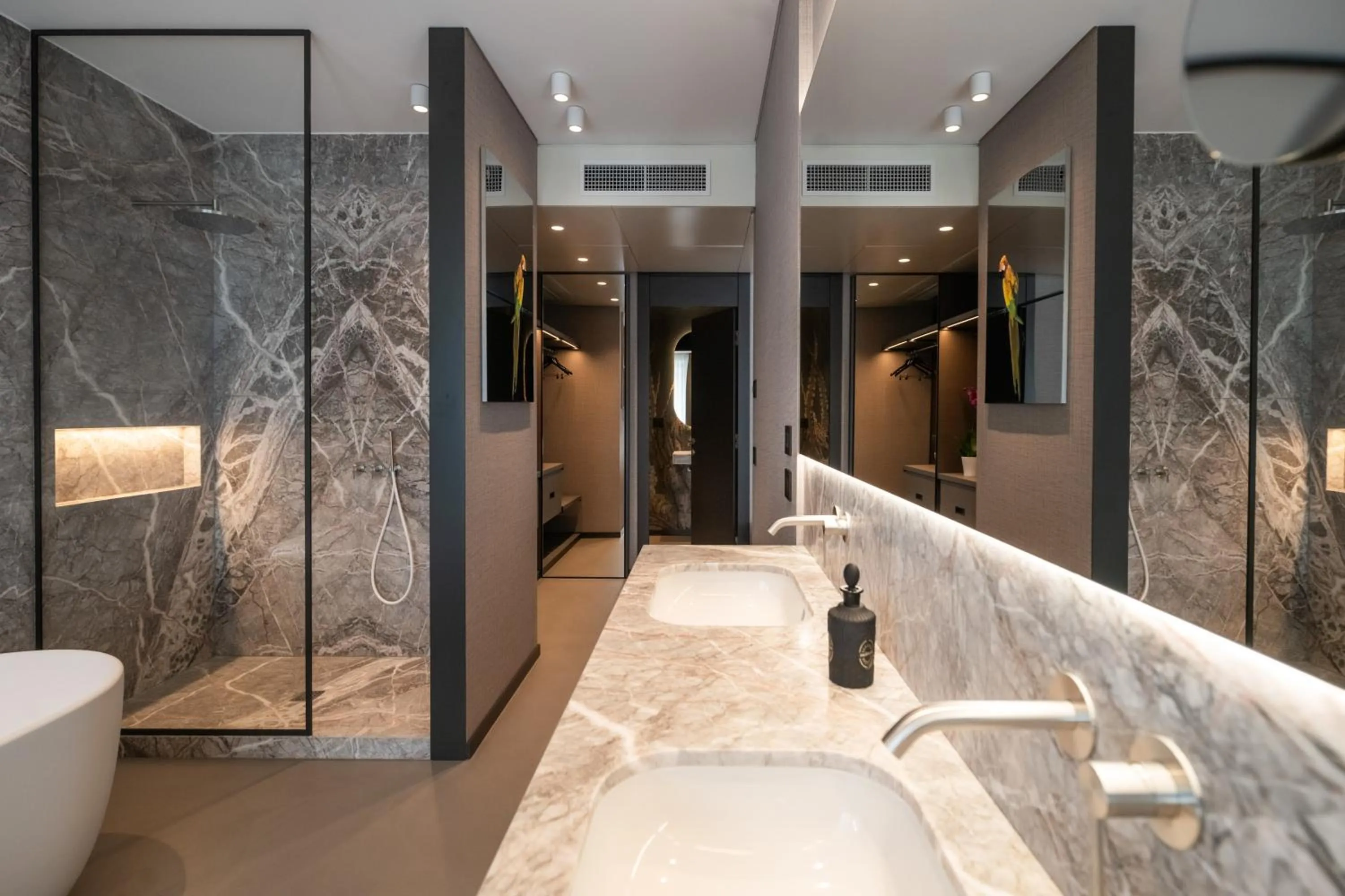 Shower in DUPARC Contemporary Suites