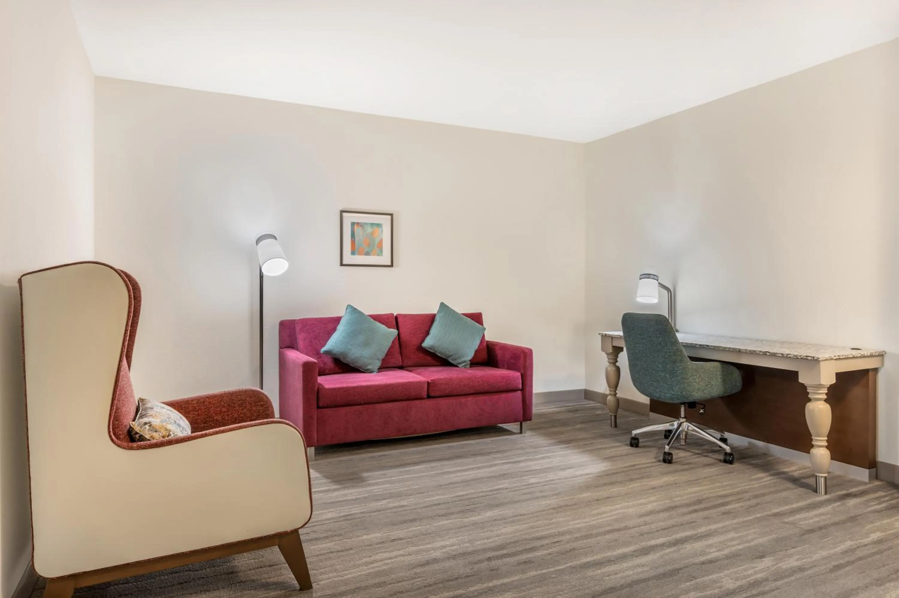 Seating area in Hilton Garden Inn Wisconsin Dells