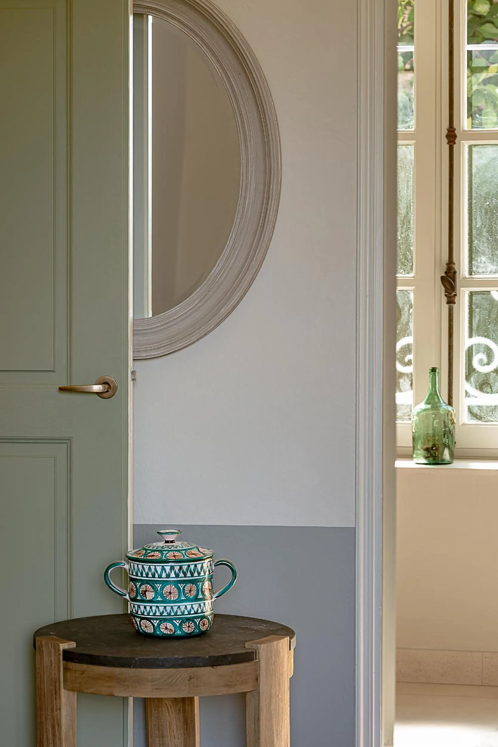 Decorative detail in Hotel Crillon le Brave