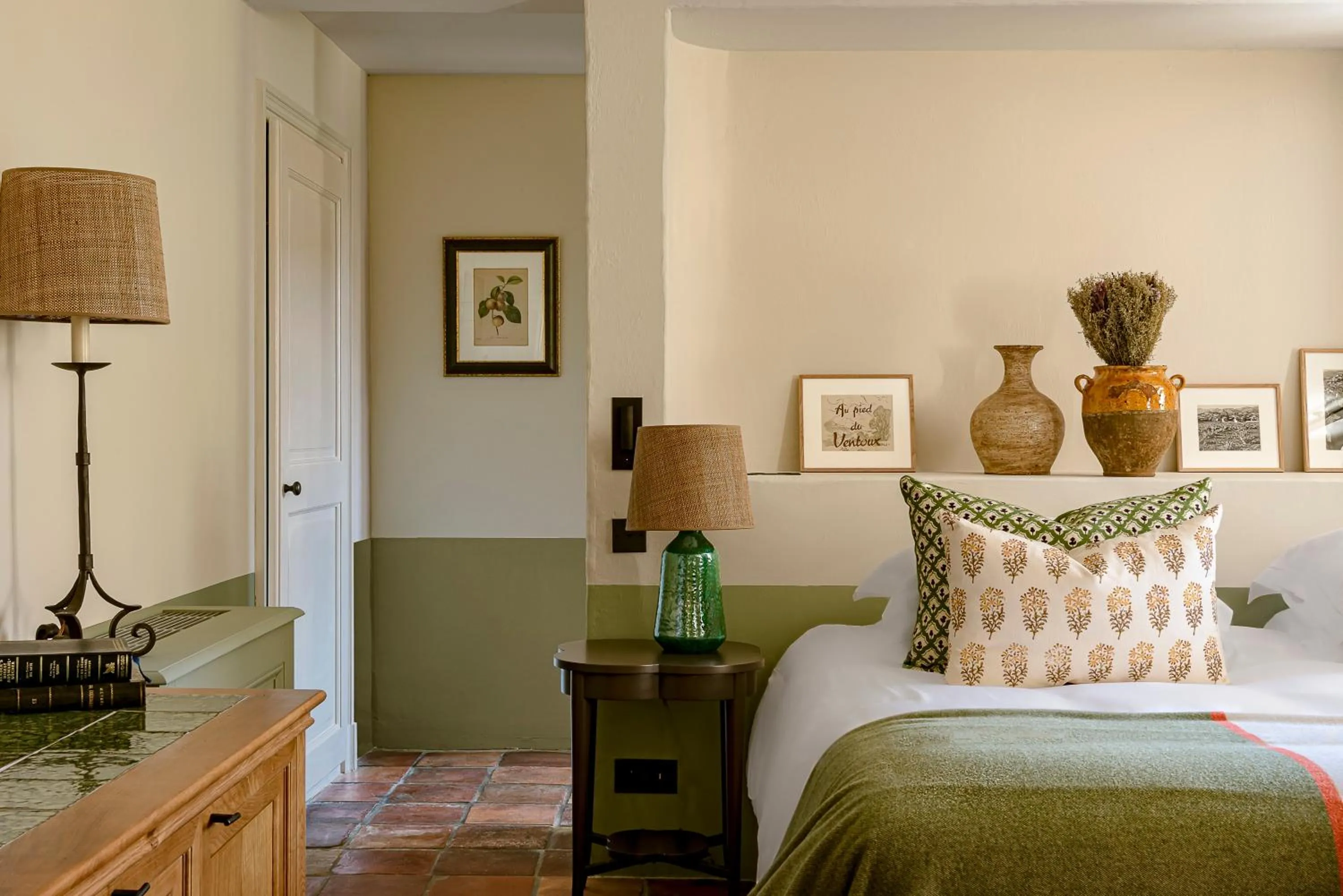 Bedroom, Bed in Hotel Crillon le Brave