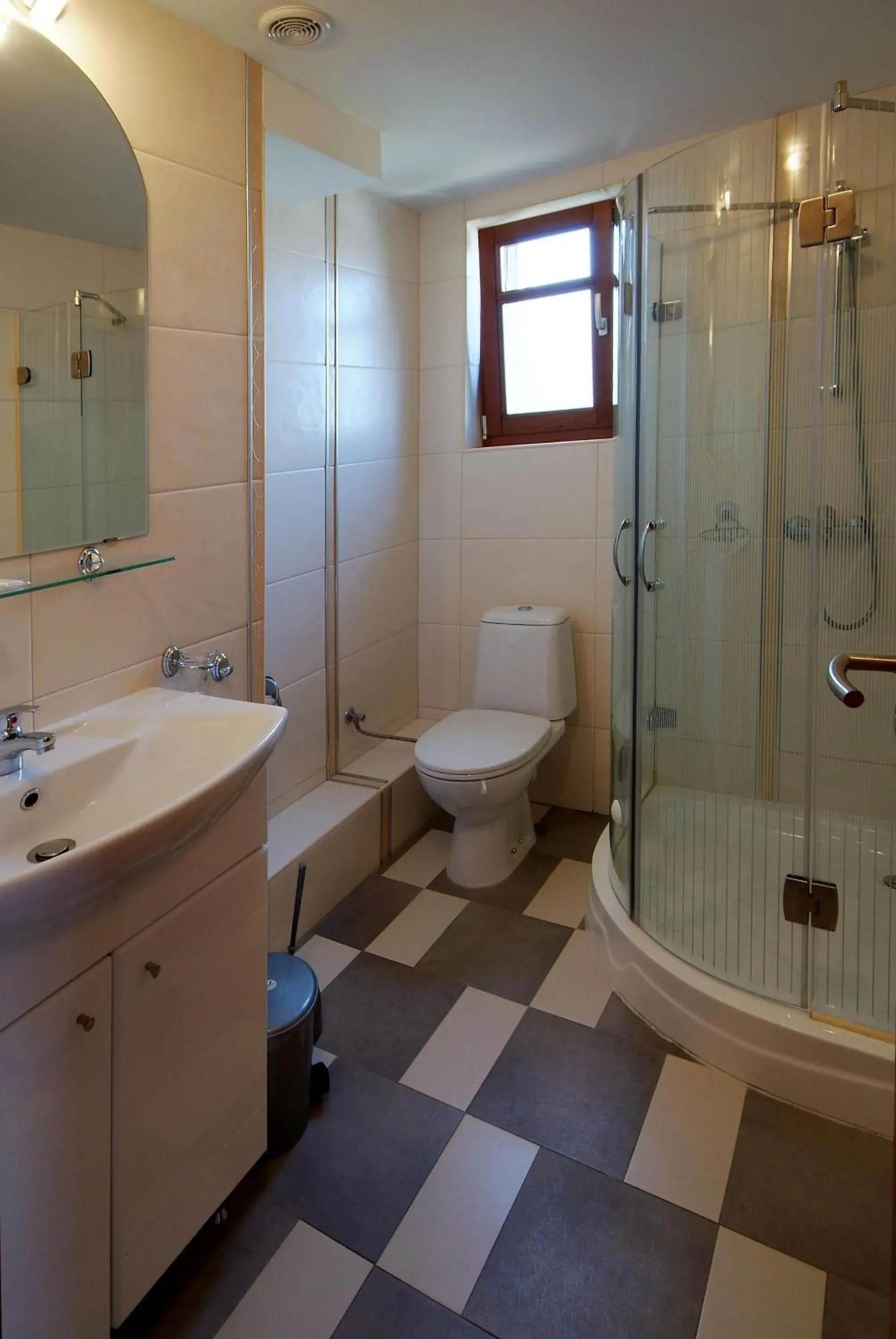 Double or Twin Room with Sea View (2 Adults + 1 Child) in Family Hotel Saint Nikola and Free parking Double or Twin Room with Sea View (2 Adults + 1 Child) in Family Hotel Saint Nikola and Free parking