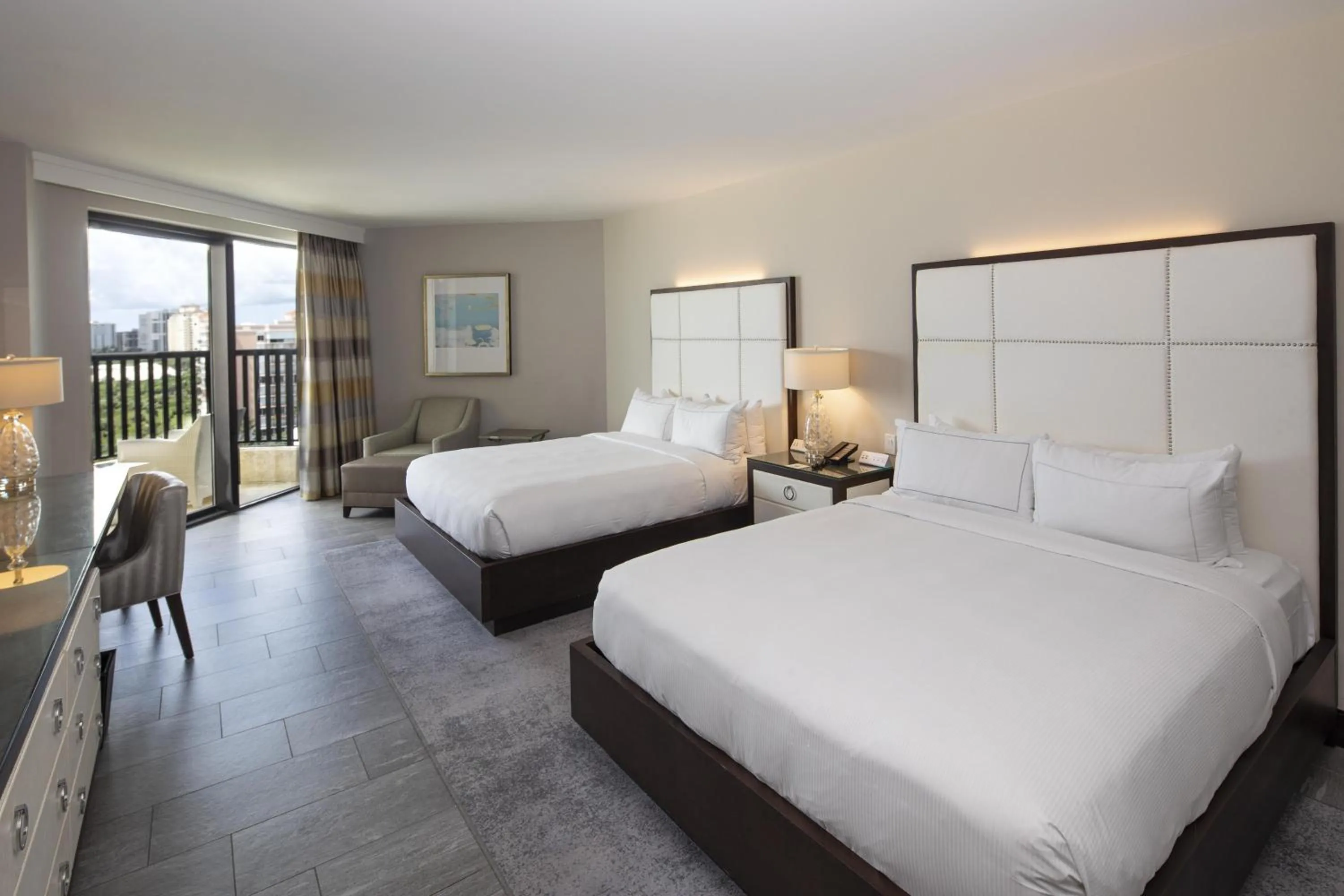 Bed in Hilton Marco Island Beach Resort and Spa