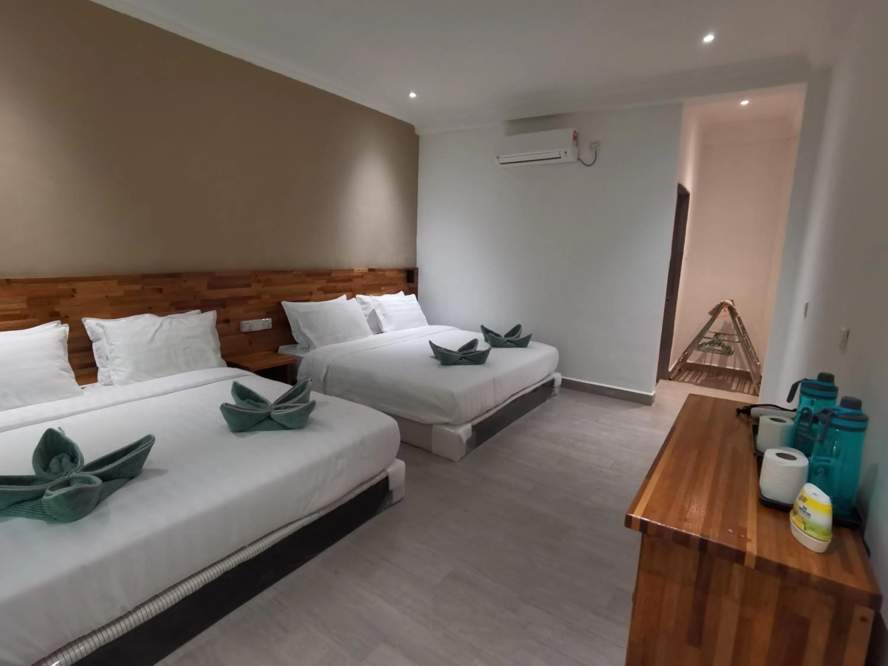 Bed in Hemingway Cottage 海明威度假屋