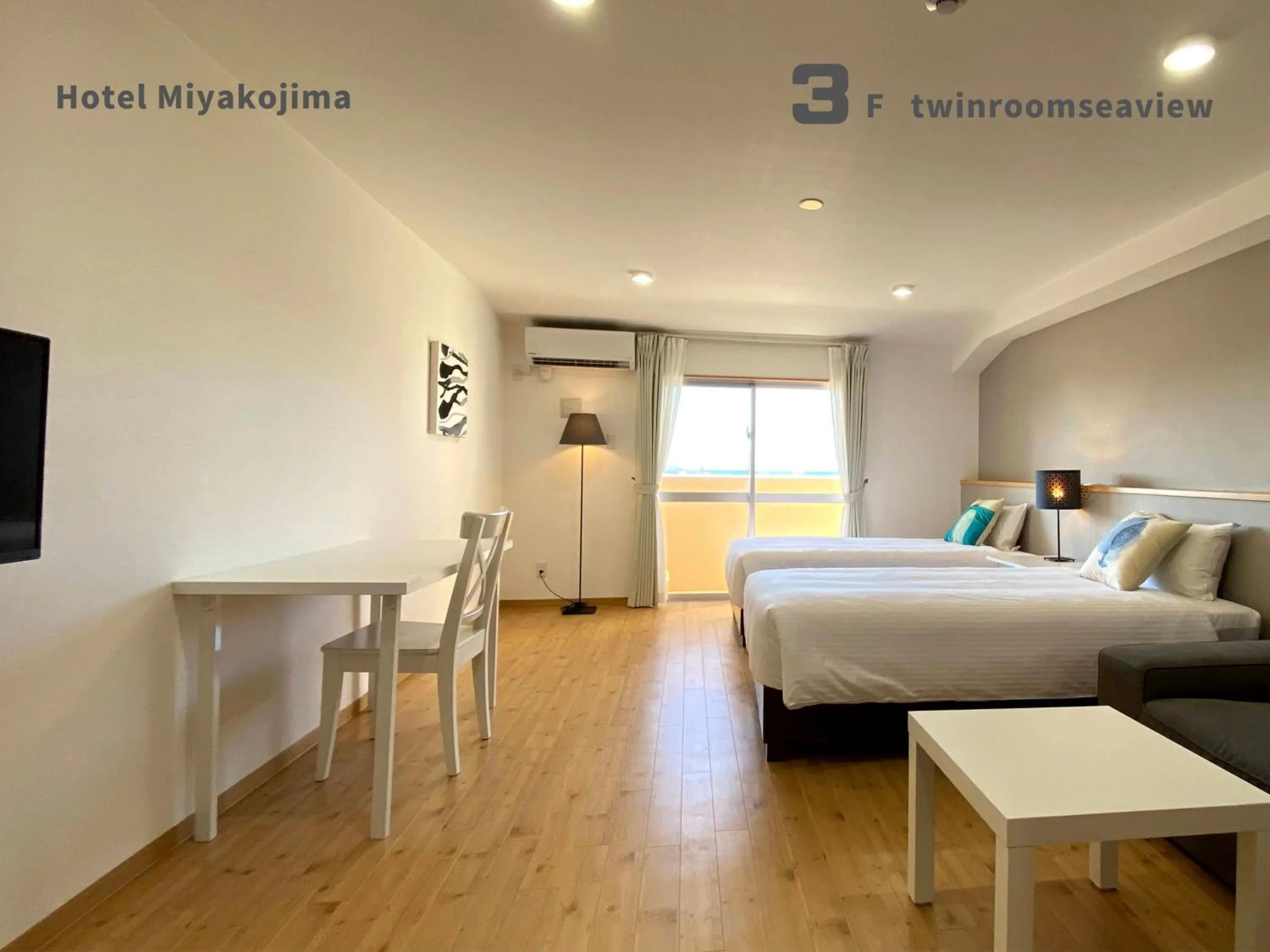 Photo of the whole room, Bed in Hotel Miyakojima