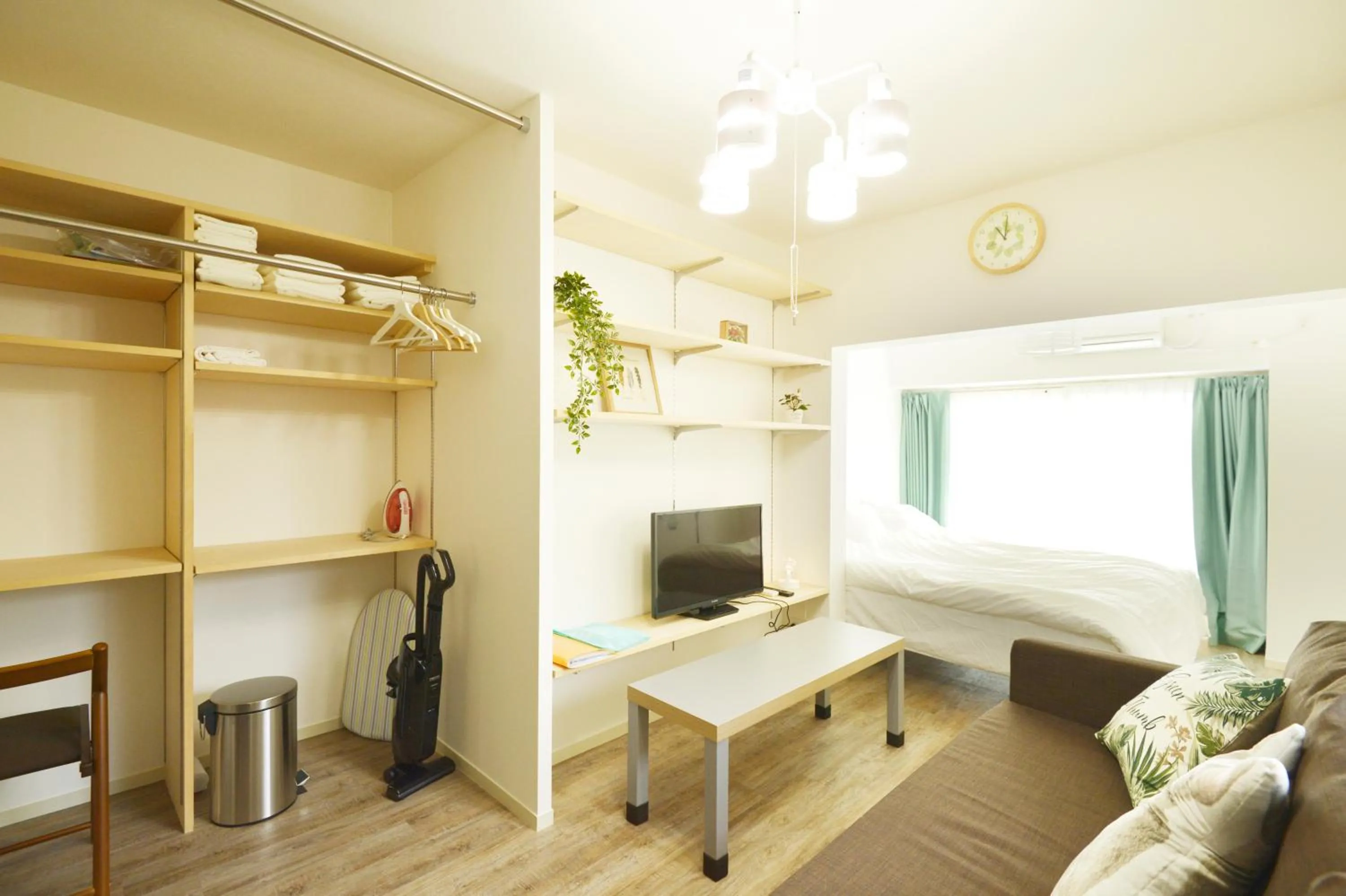 Bed in Roppongi WoodsHouse501