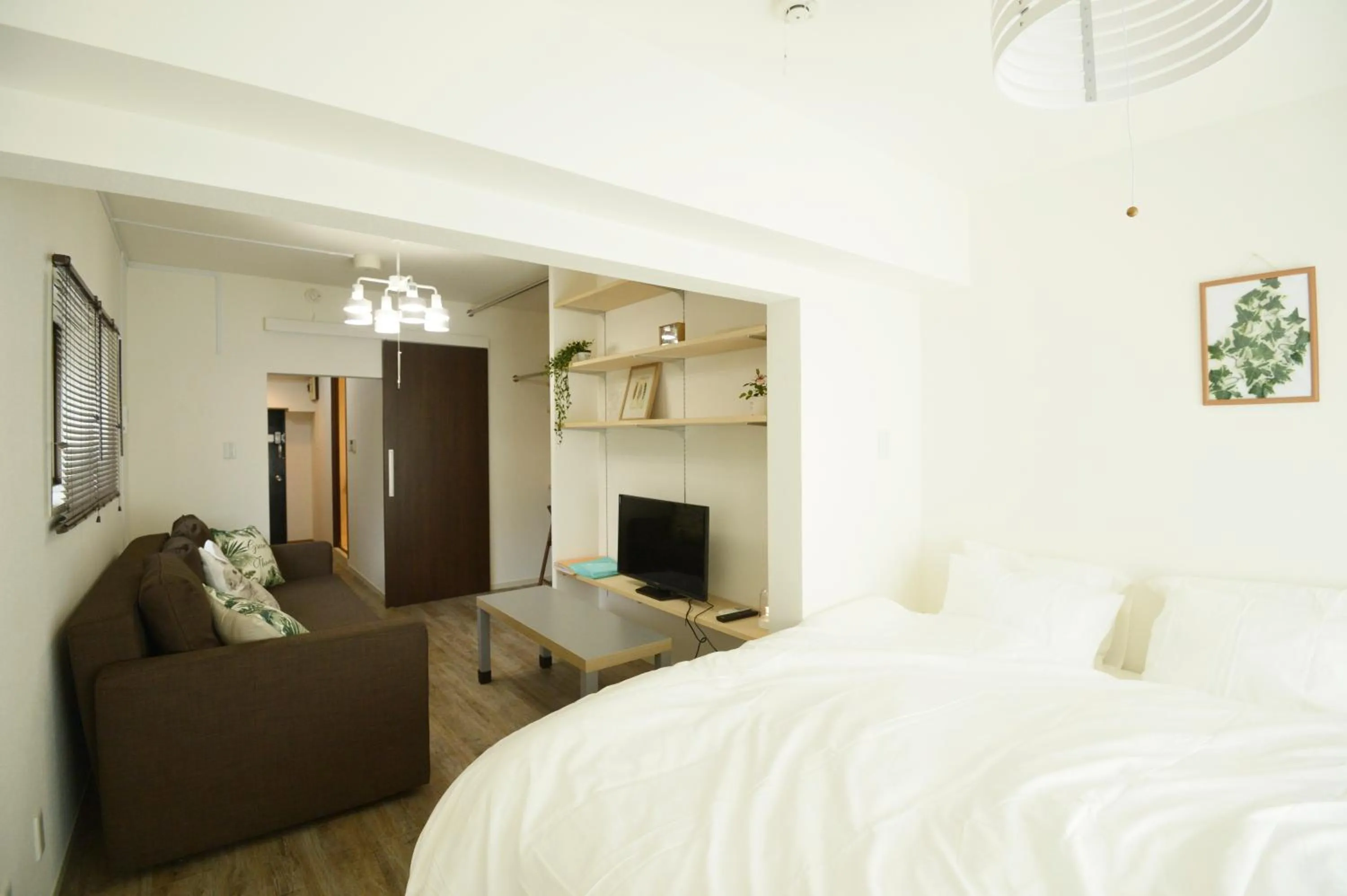 Bed in Roppongi WoodsHouse501