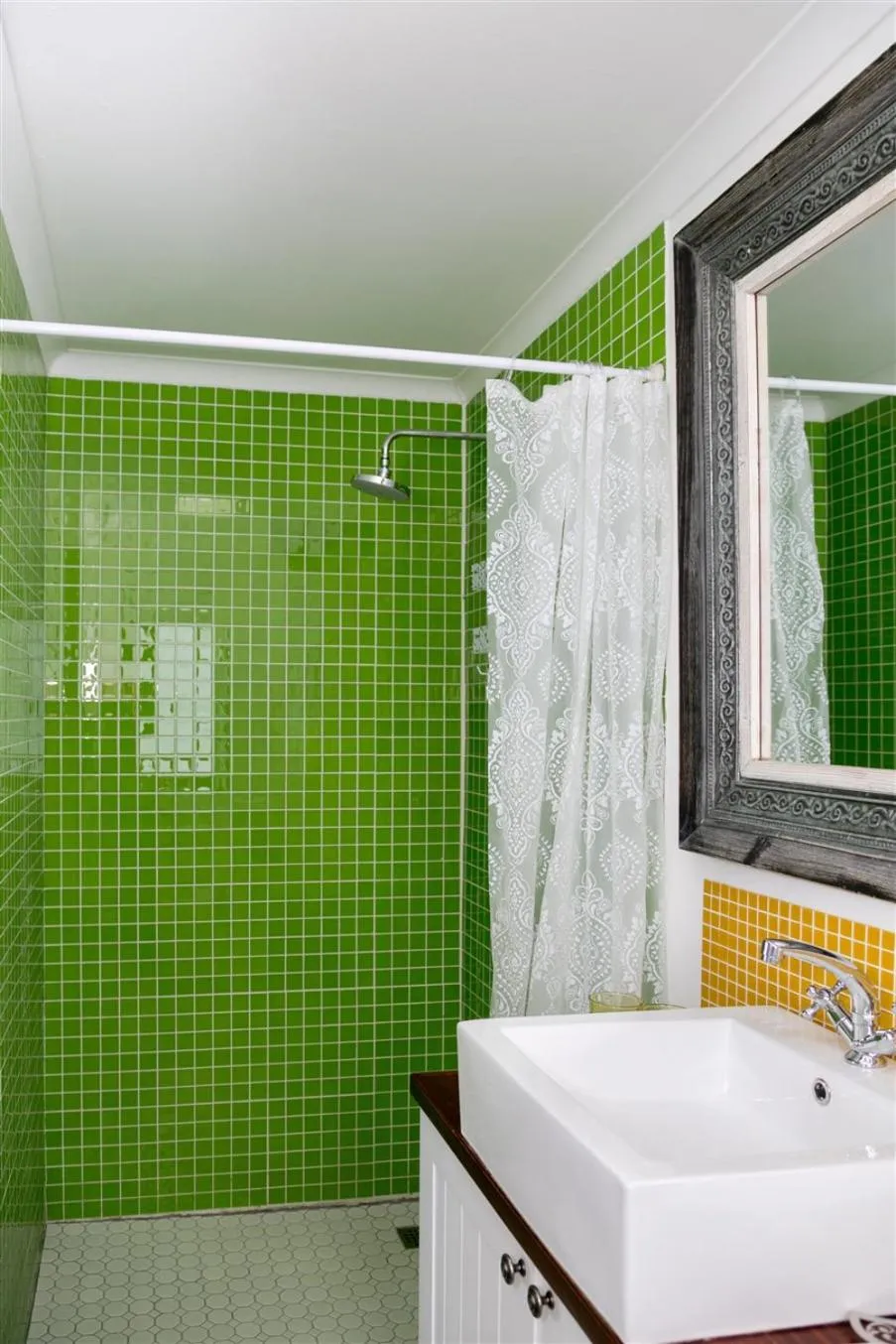 Shower in Narnia Guest House