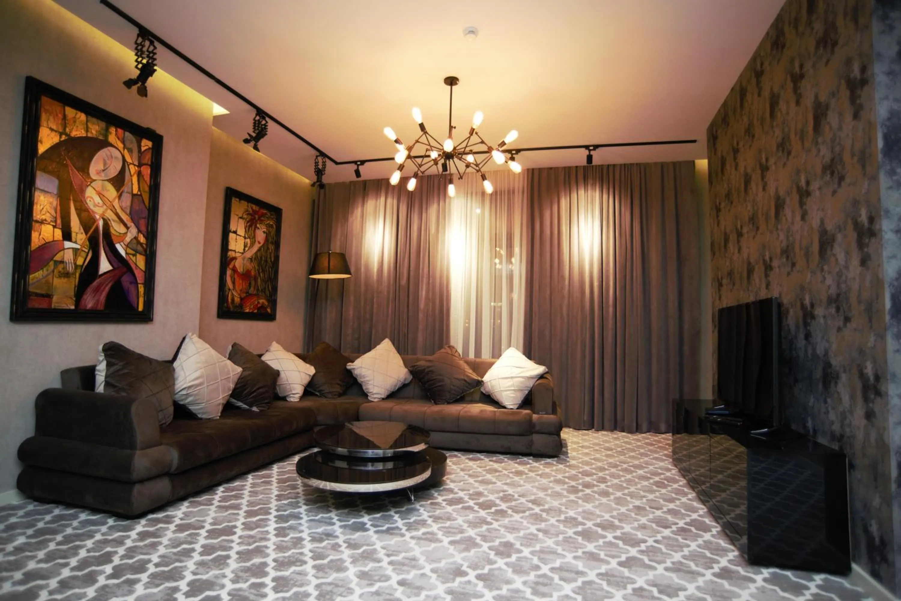 Seating area in Gallery Art Hotel