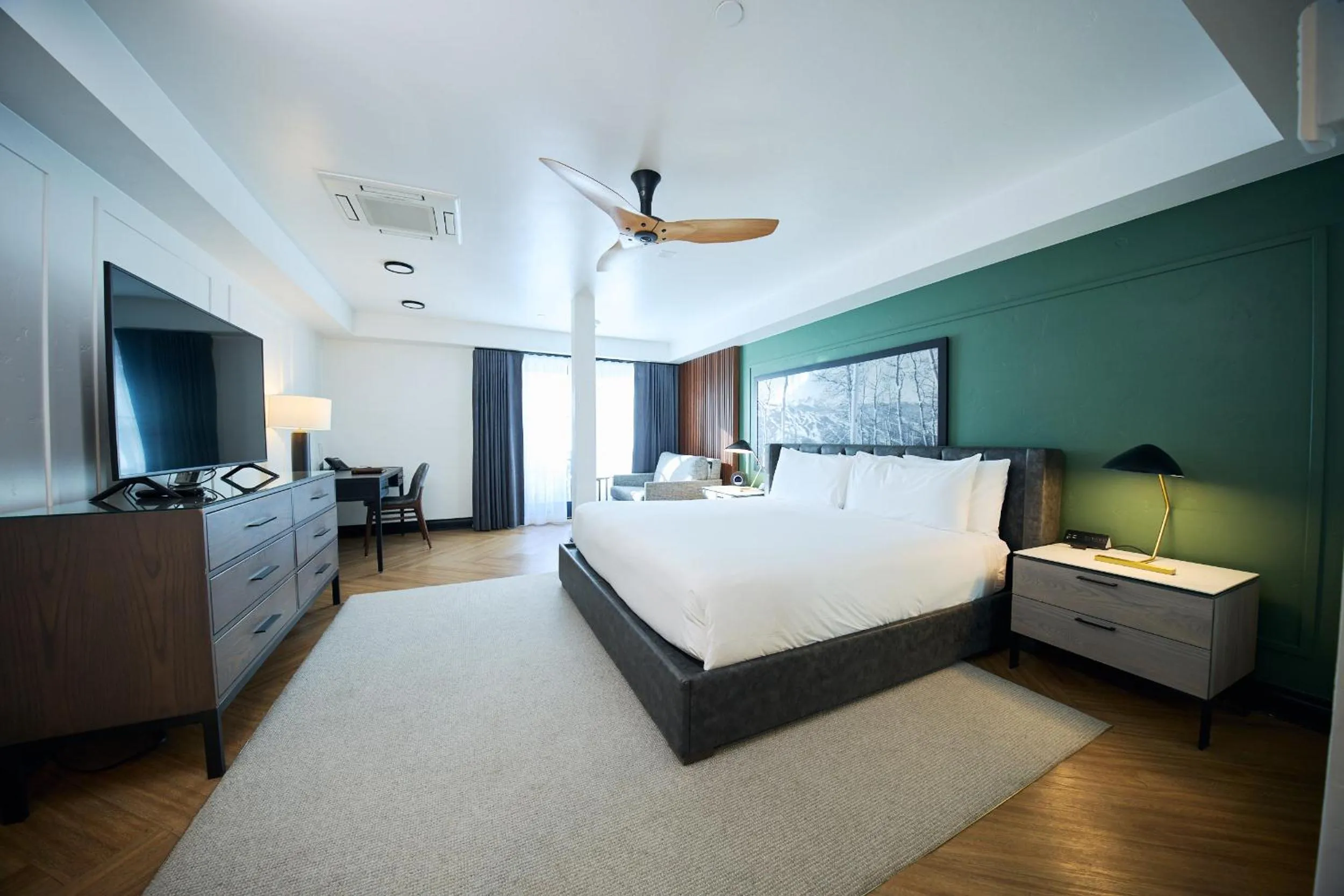 Bedroom, Bed in Gravity Haus Vail